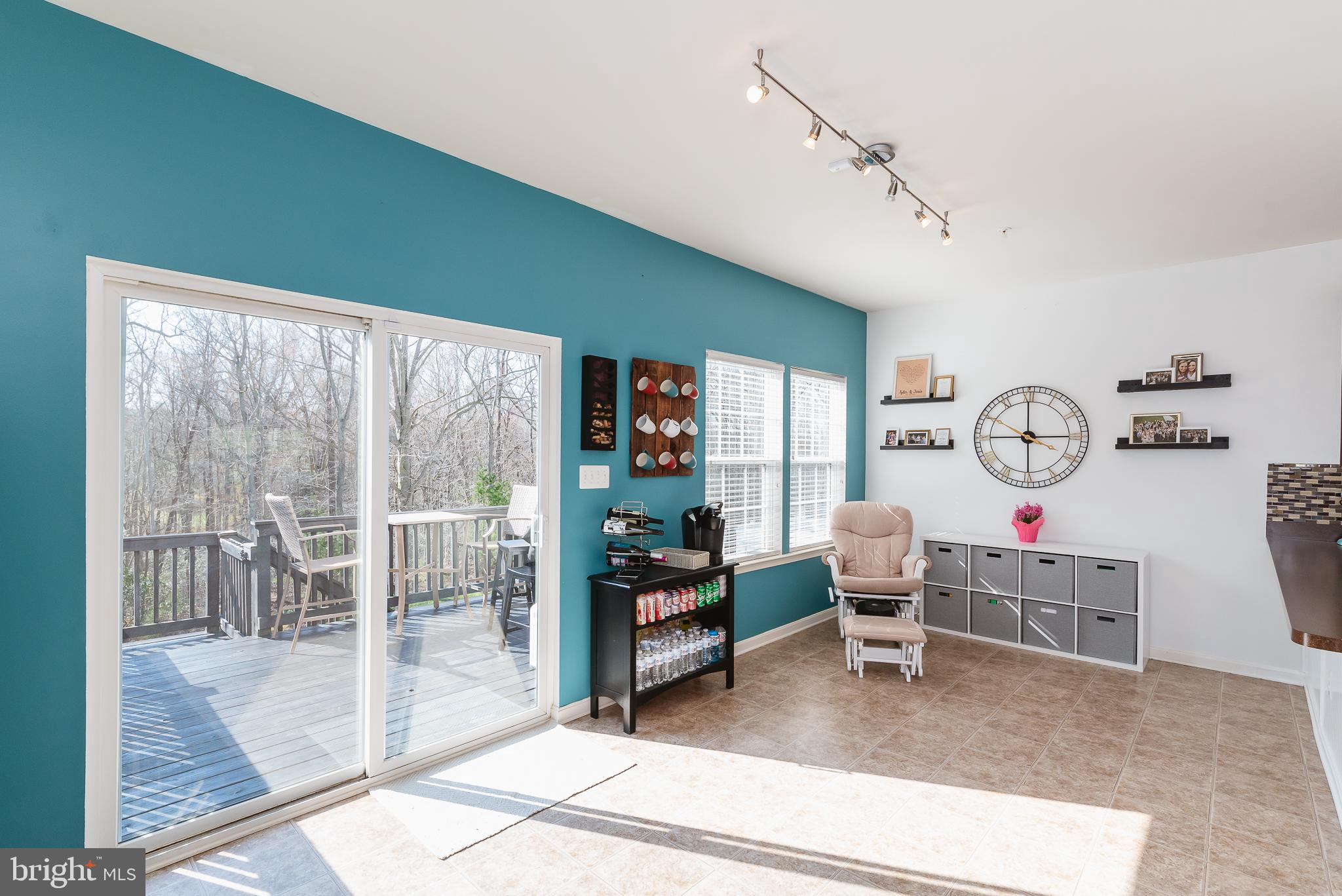 AUTUMN RUN - Residential