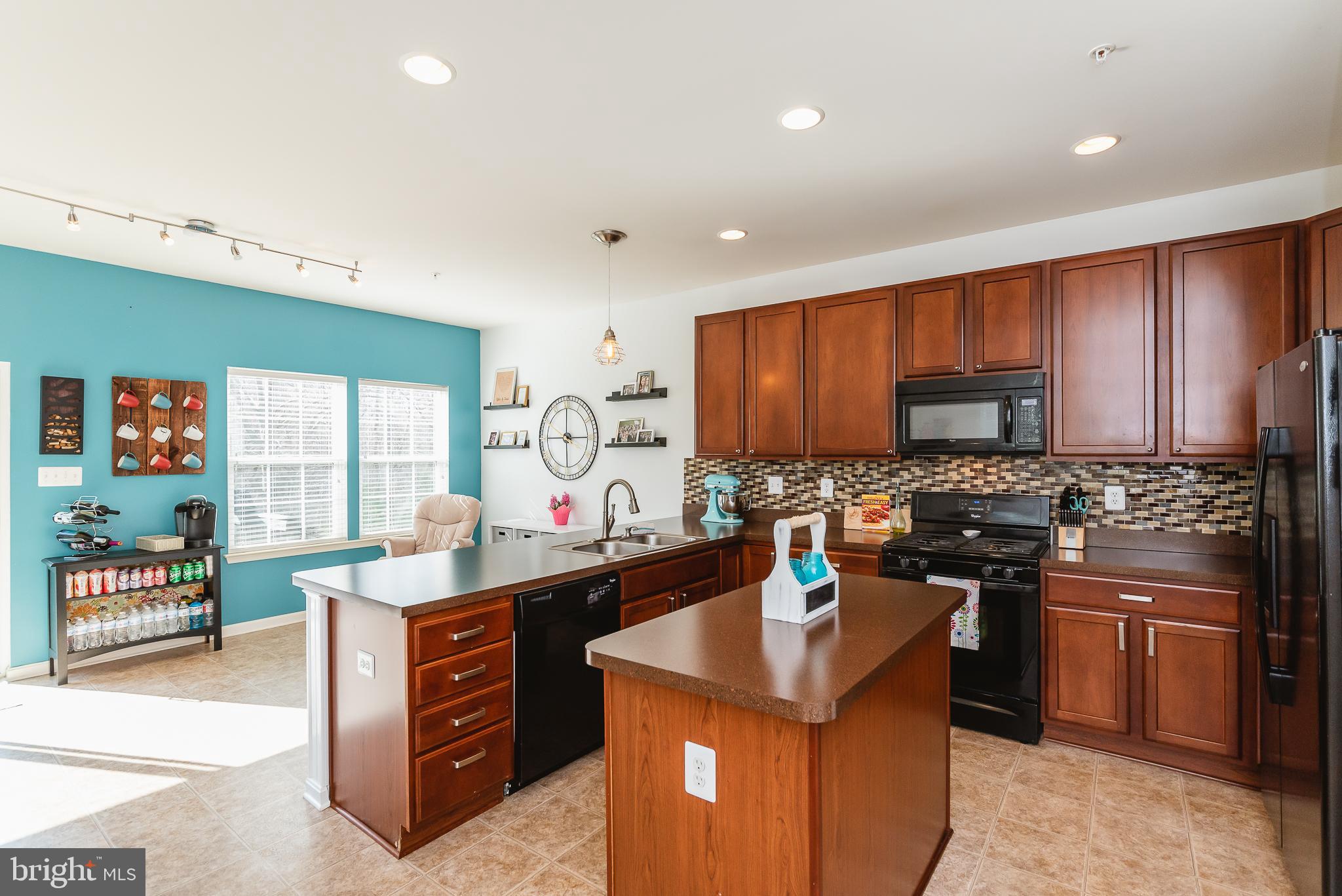 AUTUMN RUN - Residential