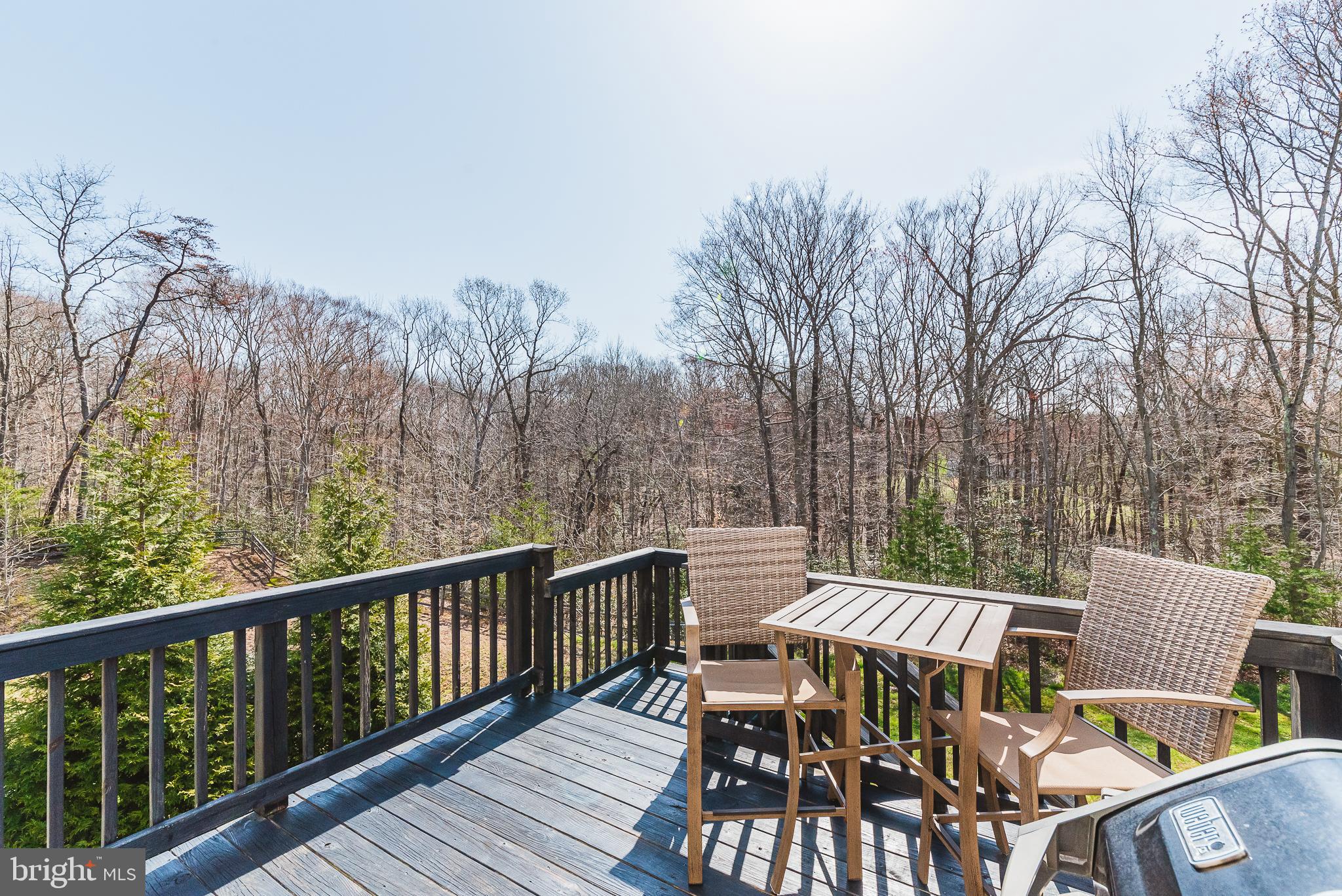 AUTUMN RUN - Residential