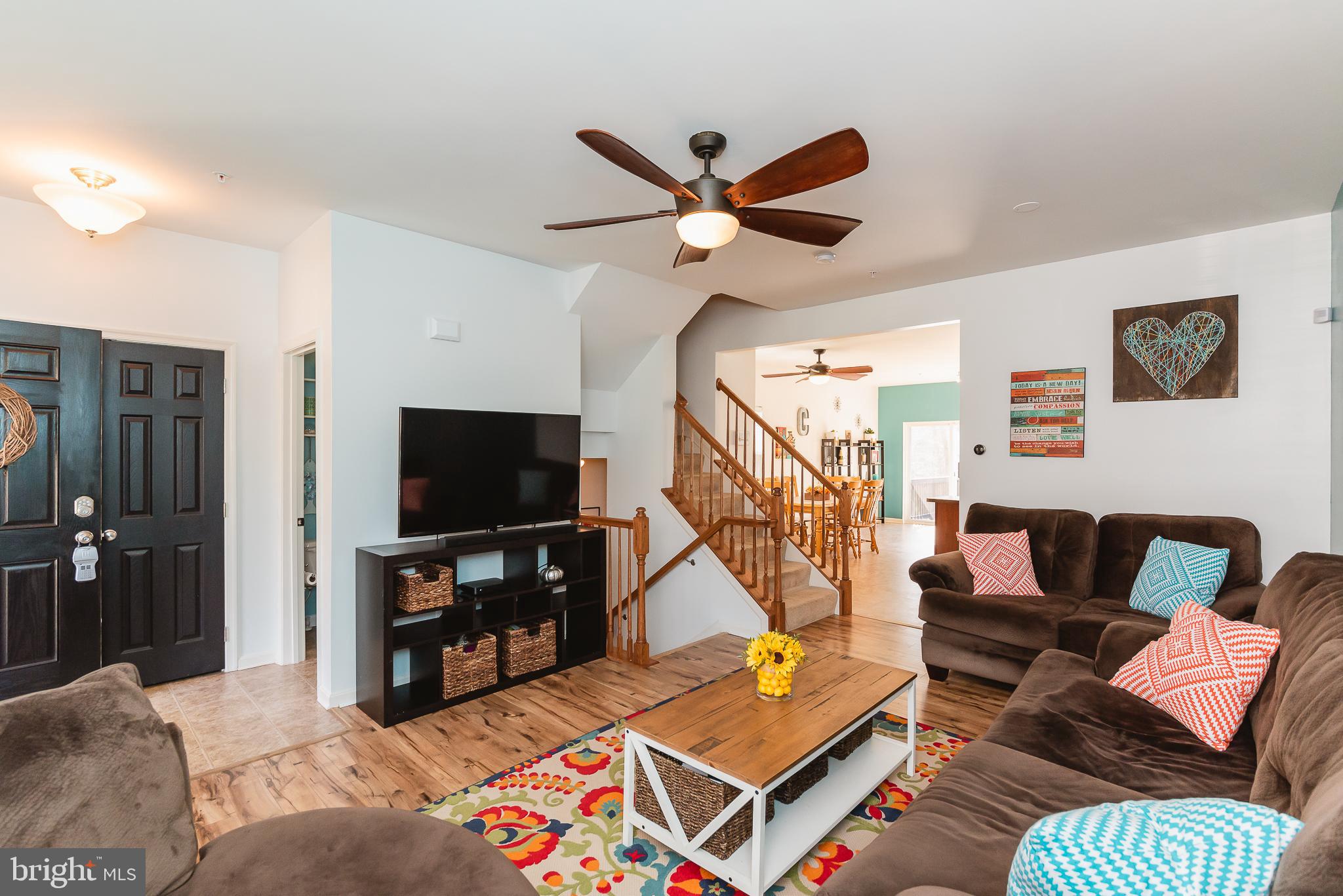 AUTUMN RUN - Residential