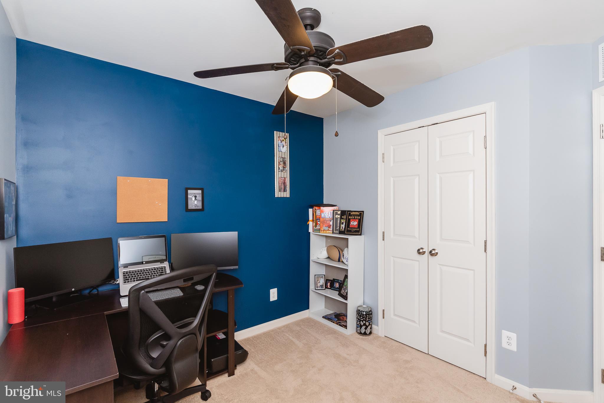 AUTUMN RUN - Residential