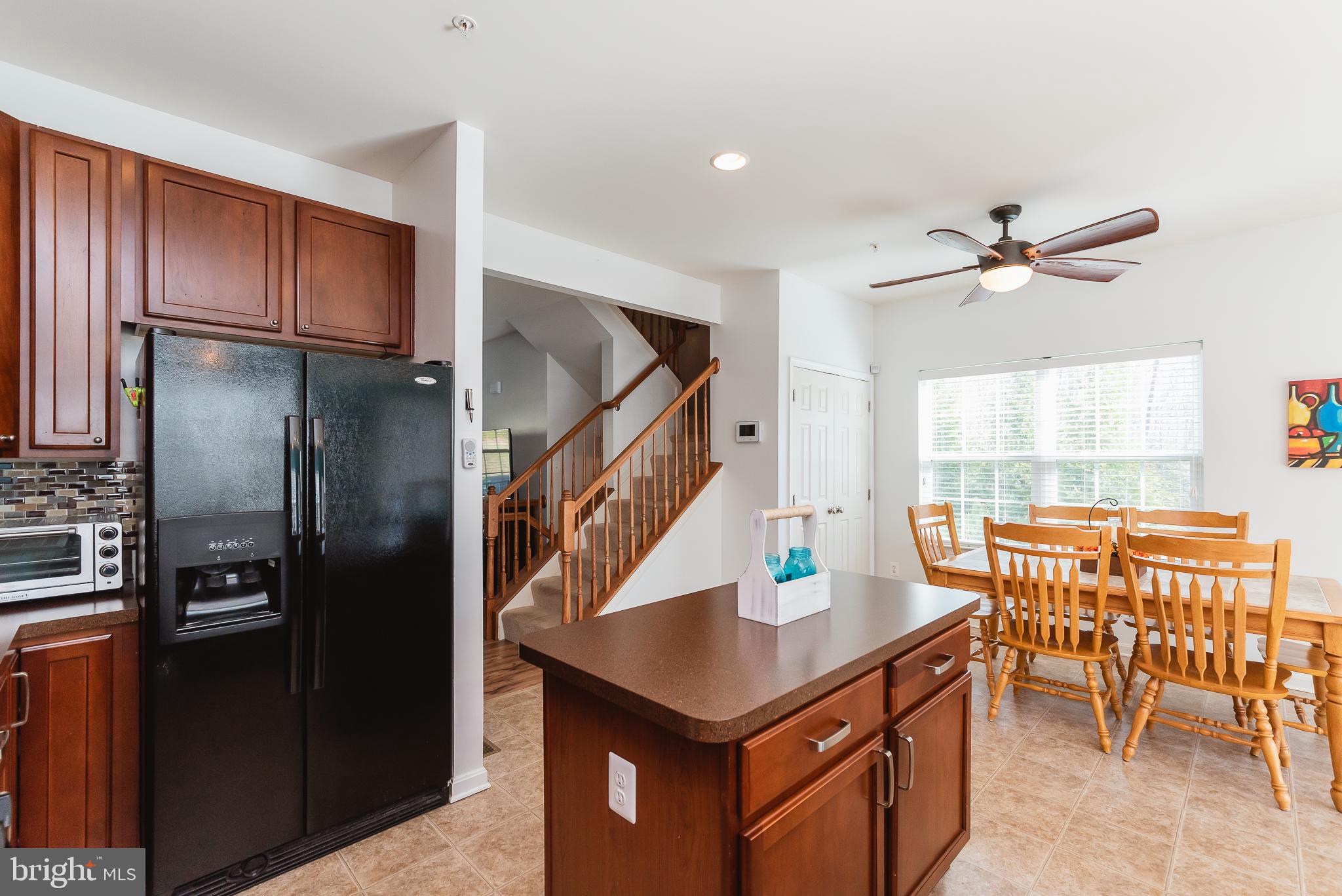 AUTUMN RUN - Residential