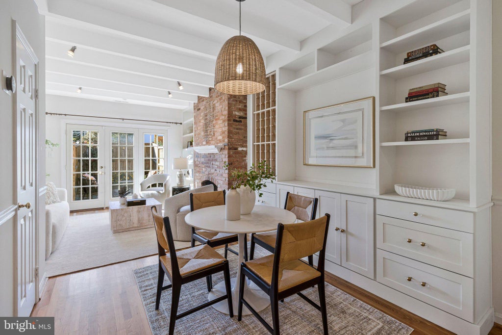 Photo of 531 S Saint Asaph Street, ALEXANDRIA, VA 22314 (MLS # VAAX2066770)