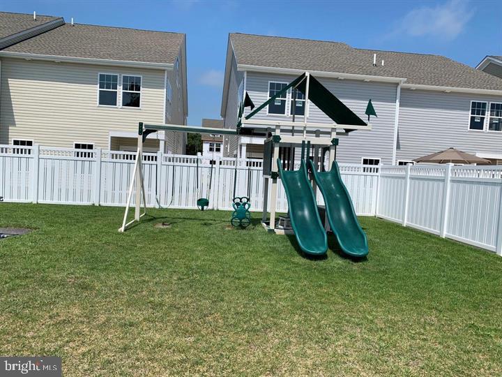 WEST HARBOR VILLAGE - Residential Lease