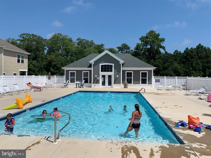 WEST HARBOR VILLAGE - Residential Lease