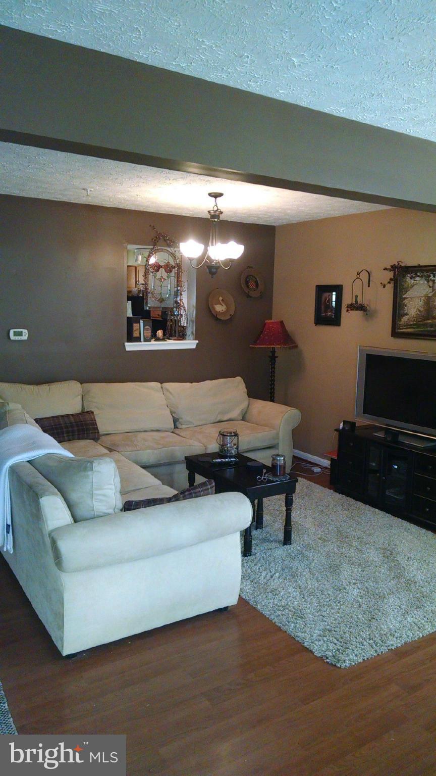 REISTERSTOWN VILLAGE - Residential