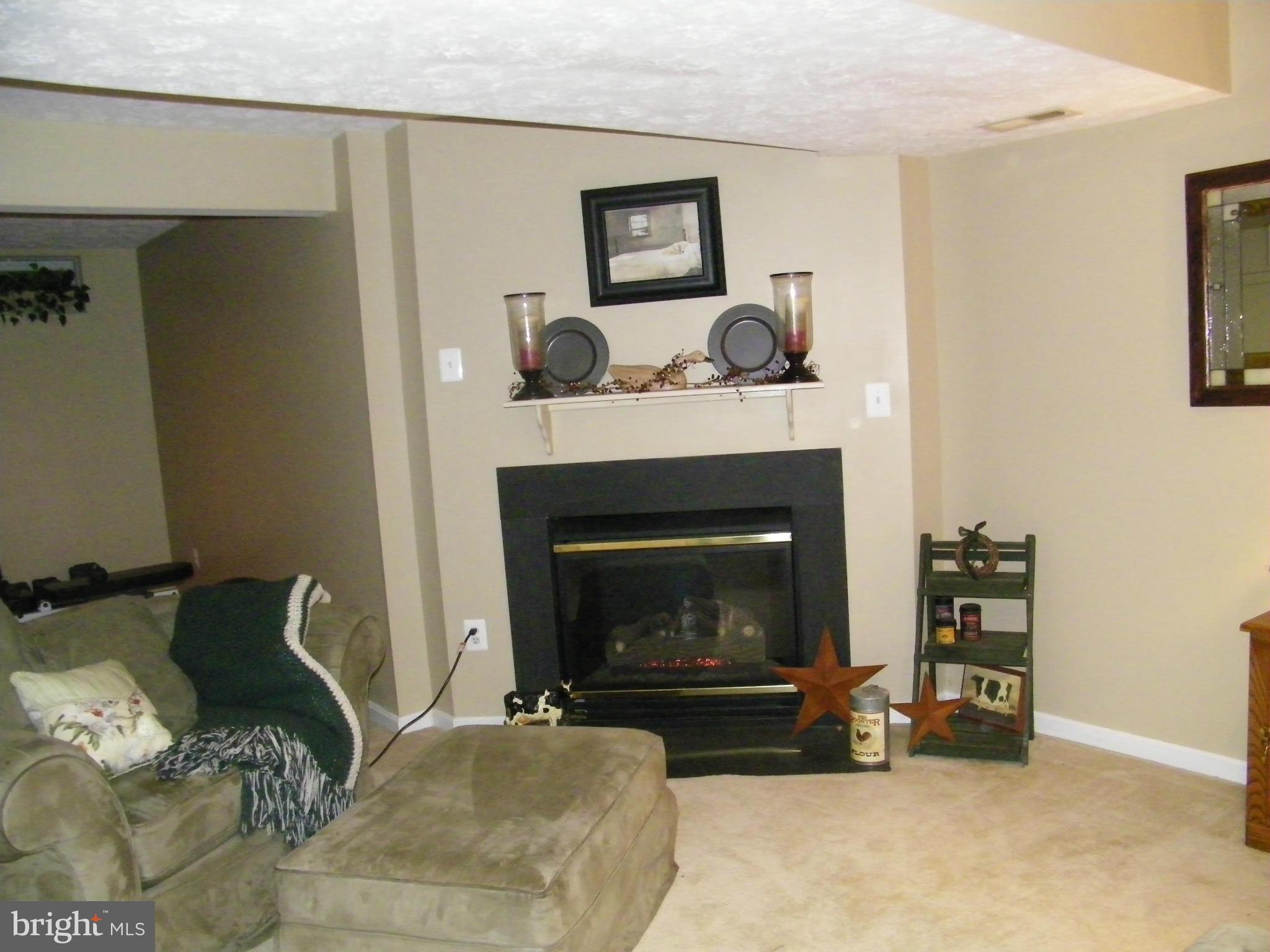 REISTERSTOWN VILLAGE - Residential