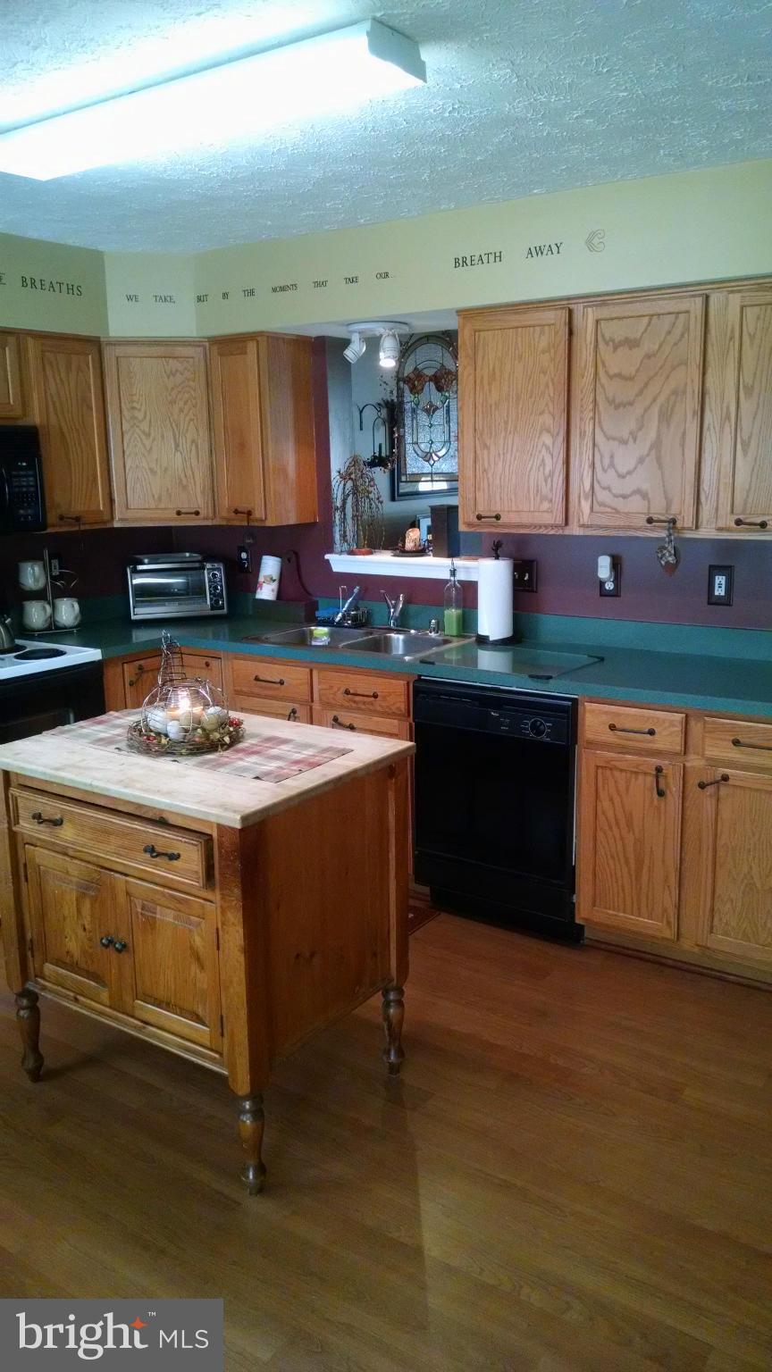 REISTERSTOWN VILLAGE - Residential