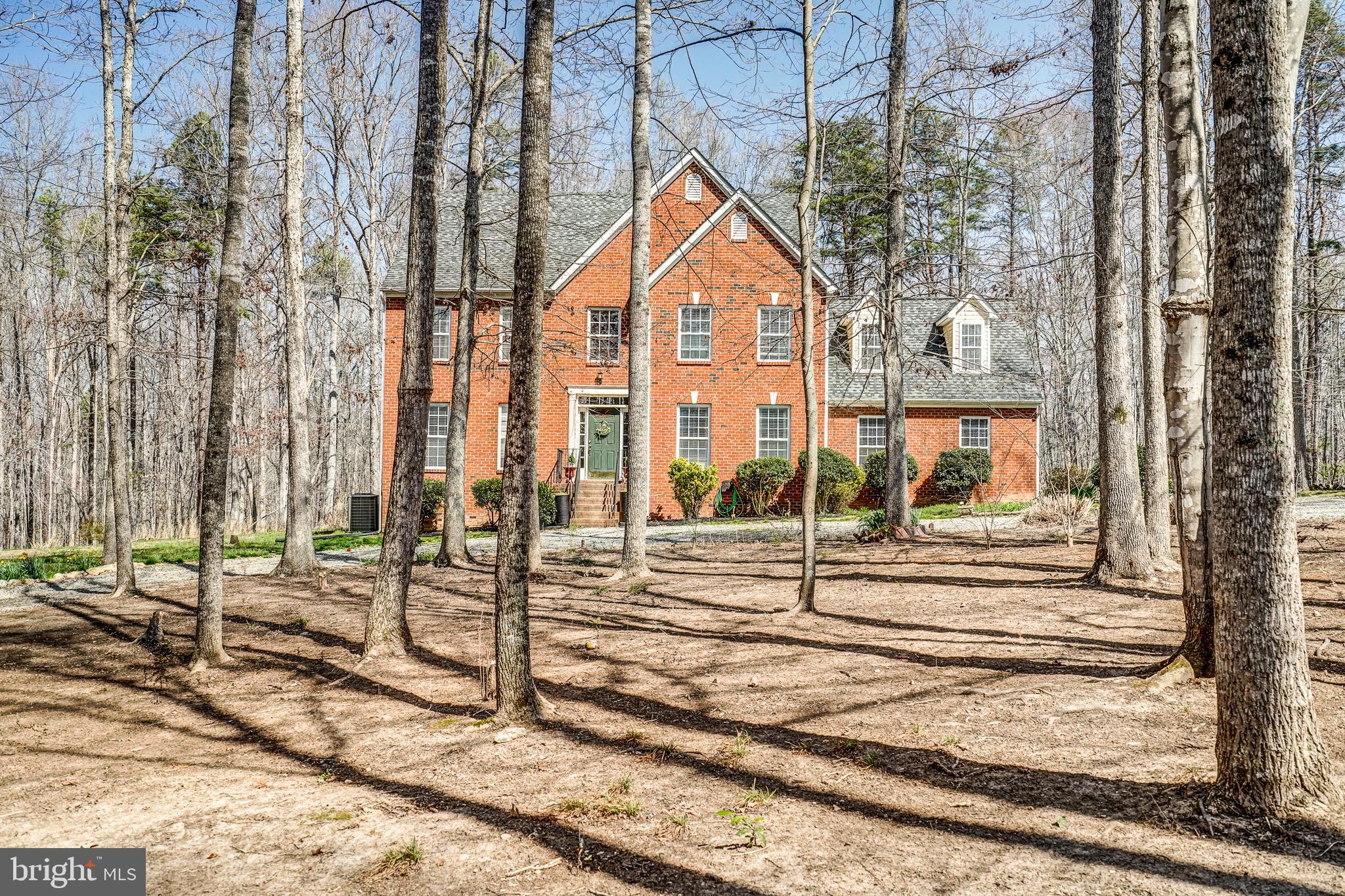 LAKE SIDE - Residential