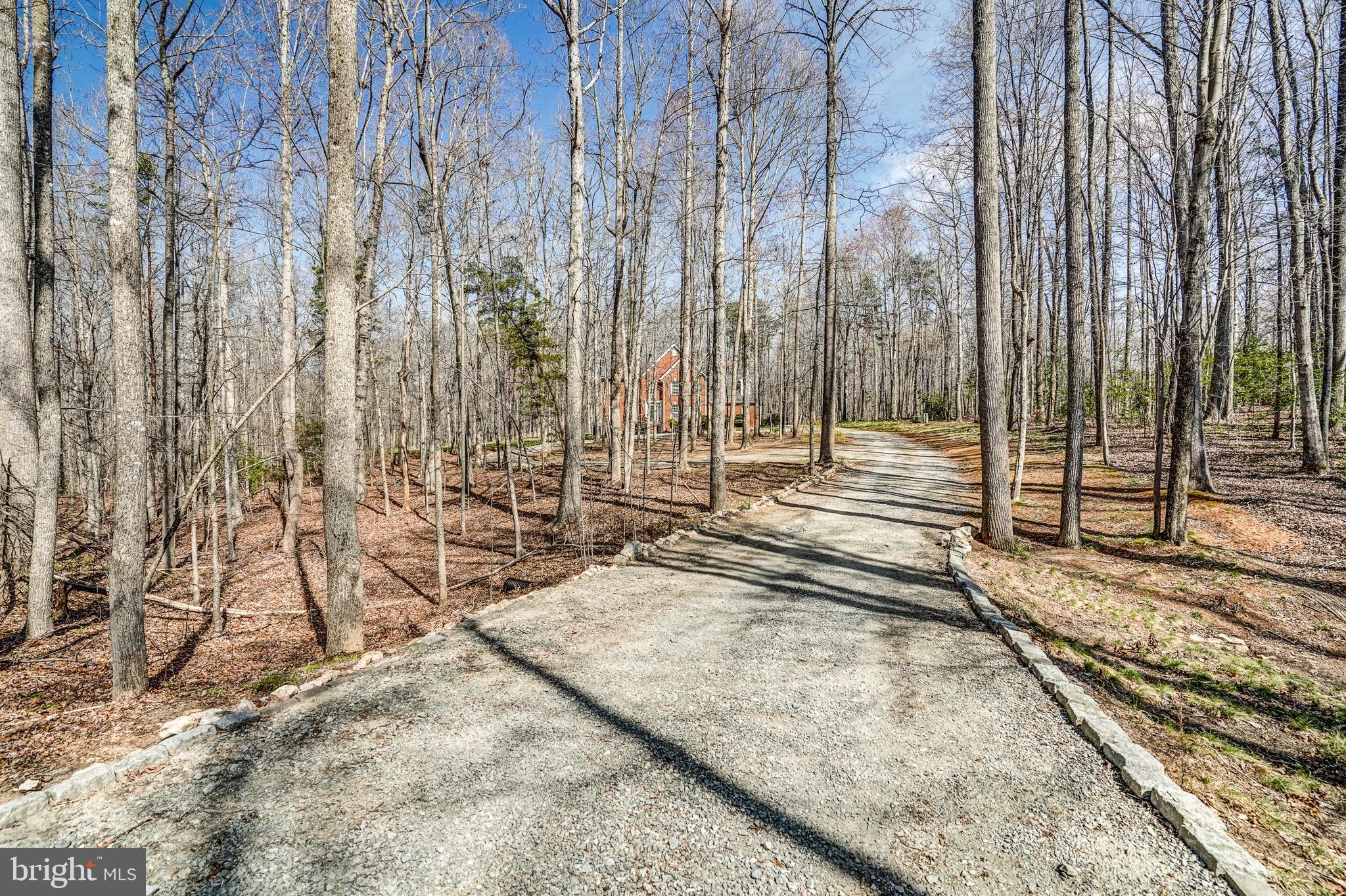 LAKE SIDE - Residential