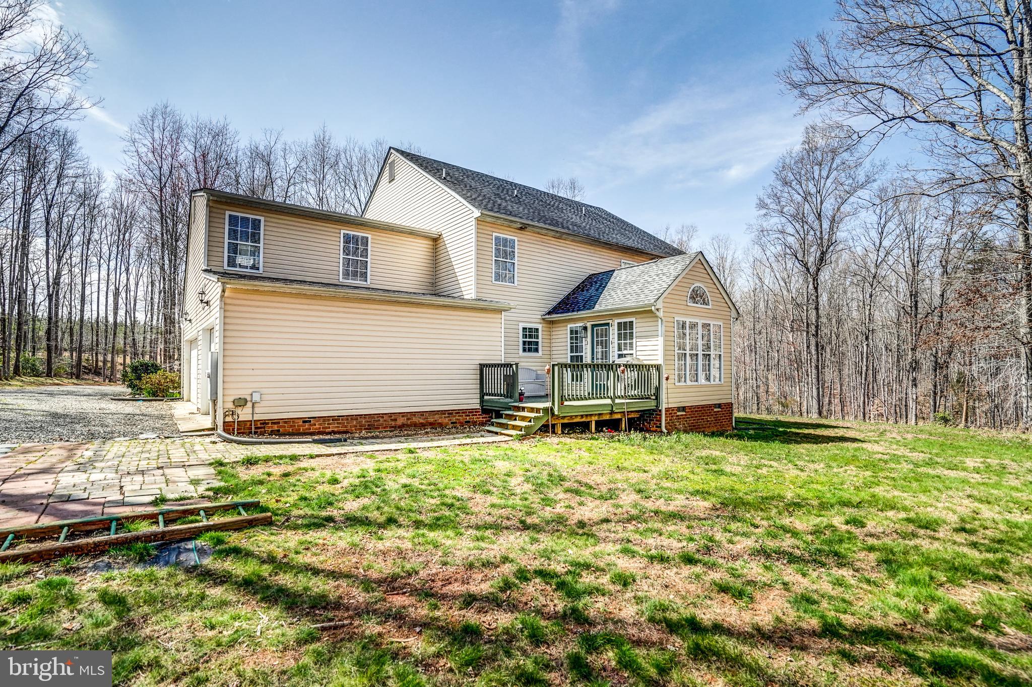 LAKE SIDE - Residential
