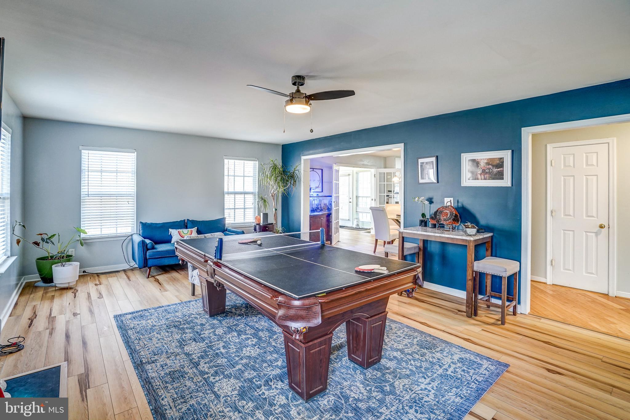 LAKE SIDE - Residential