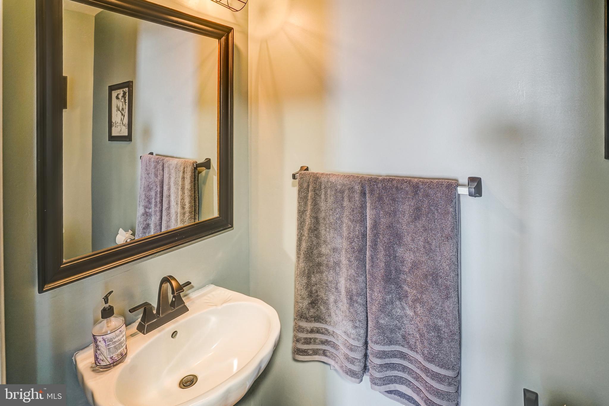 LAKE SIDE - Residential