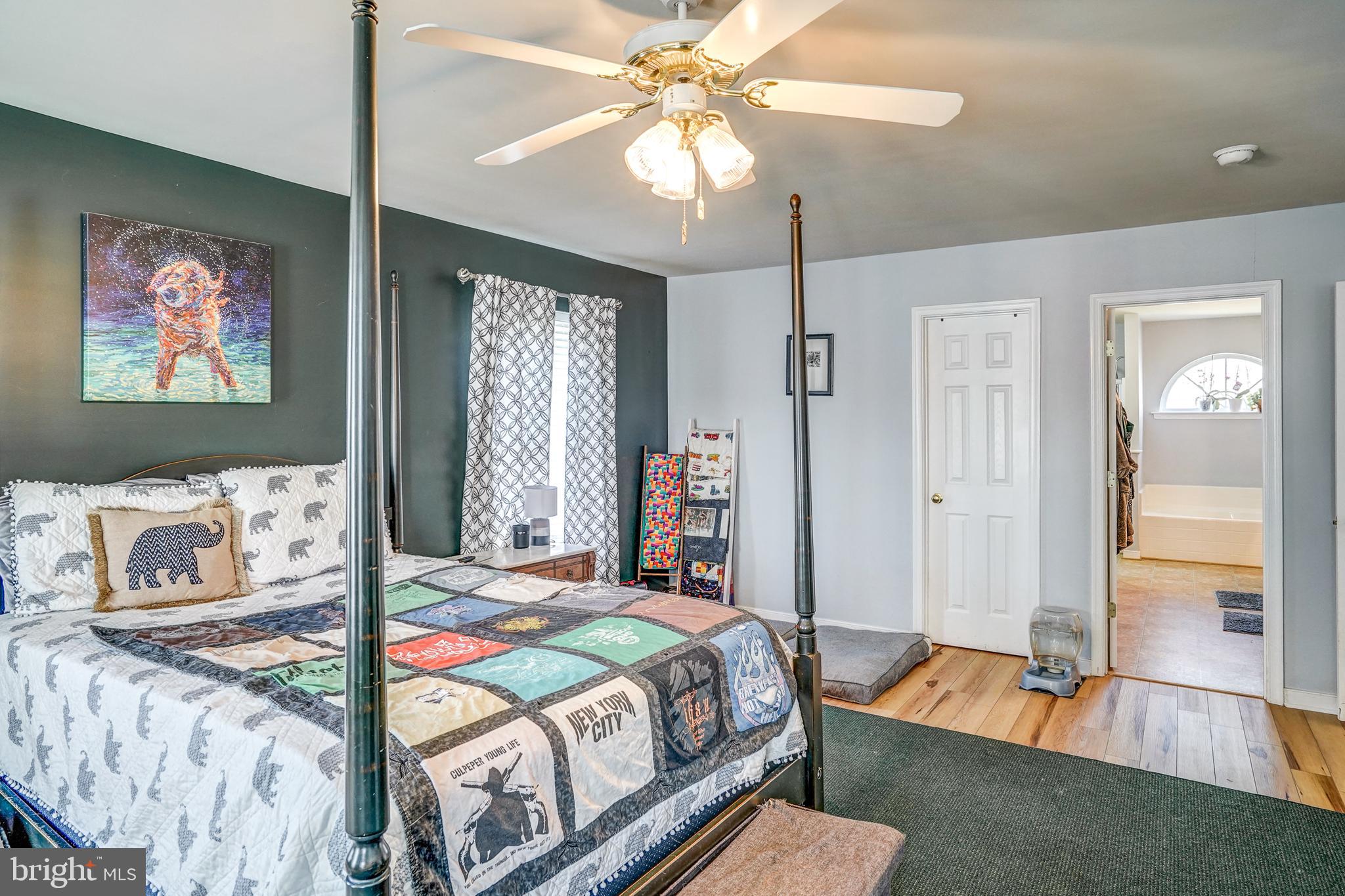 LAKE SIDE - Residential