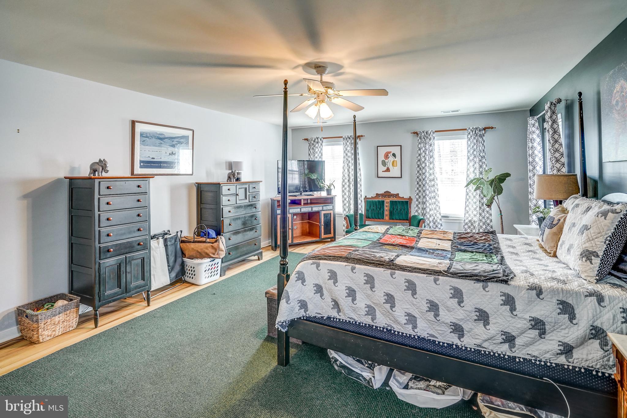 LAKE SIDE - Residential