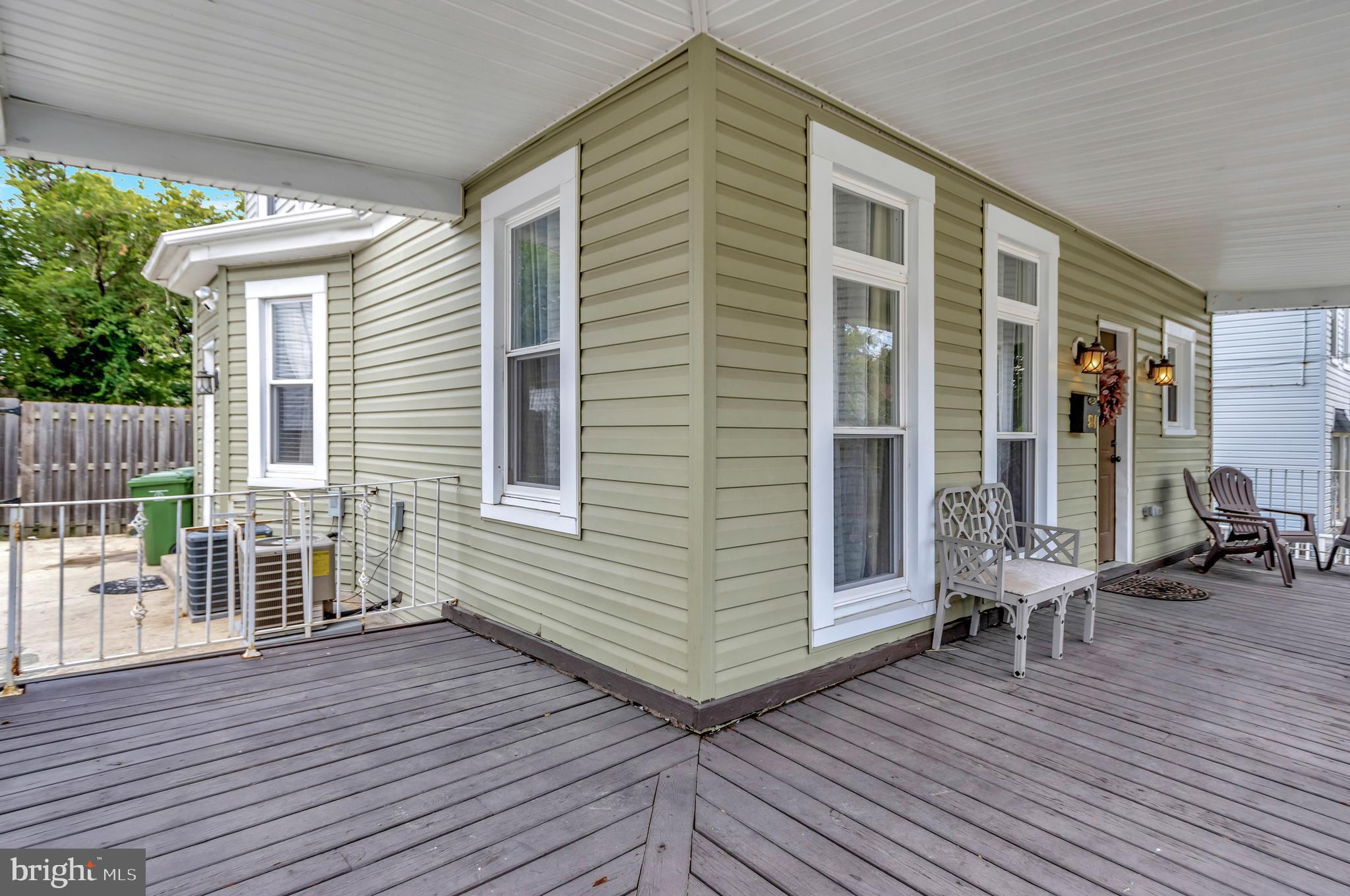 RADNOR WINSTON - Residential