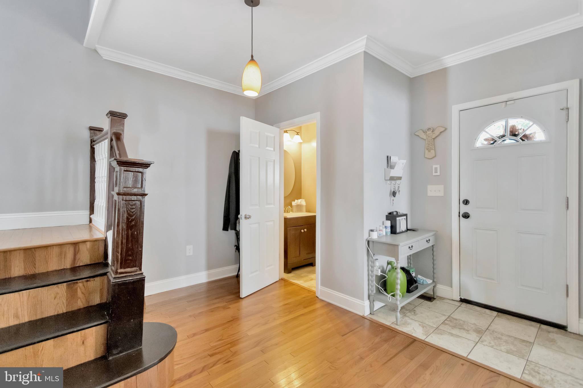 RADNOR WINSTON - Residential