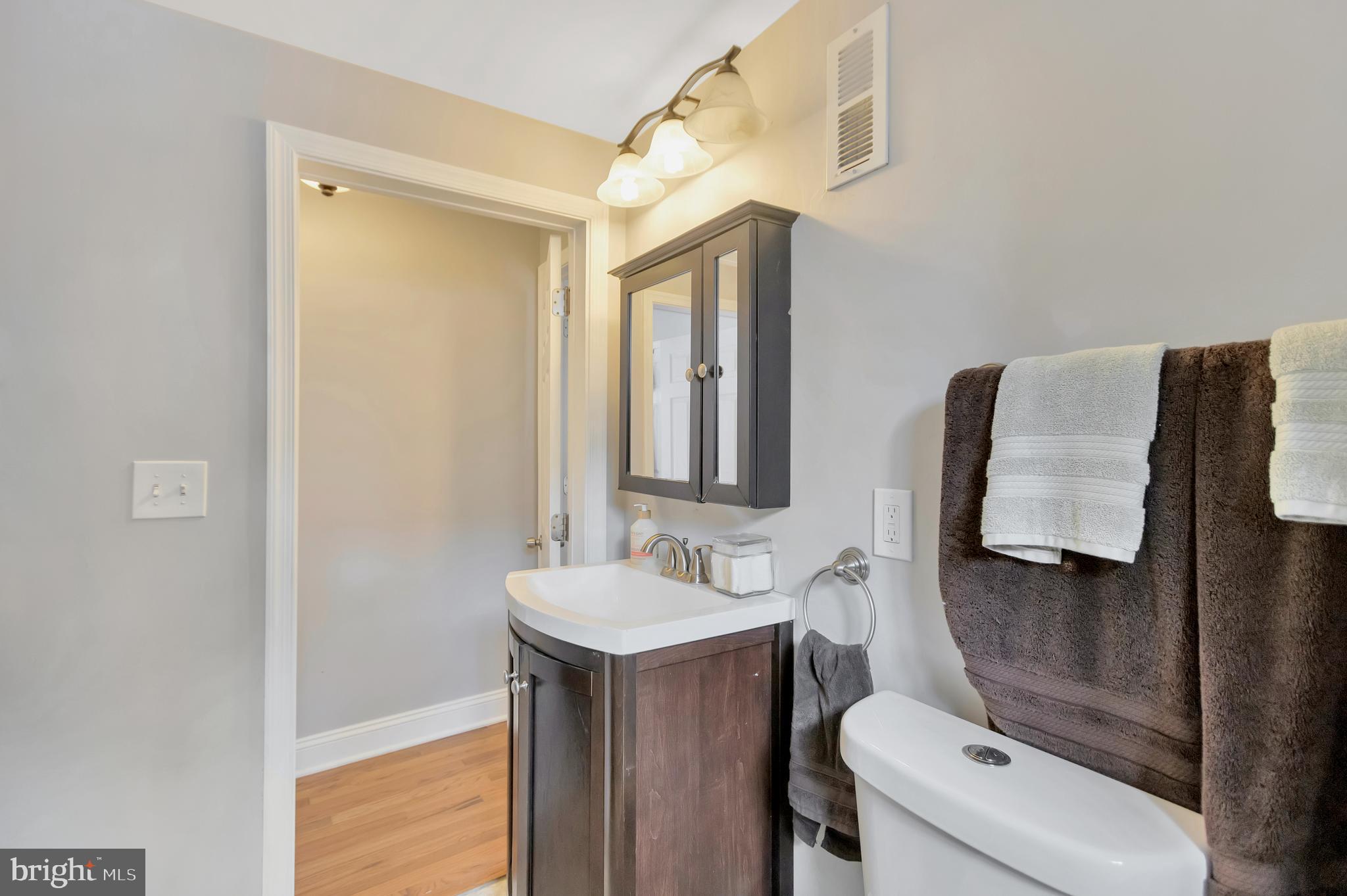 RADNOR WINSTON - Residential