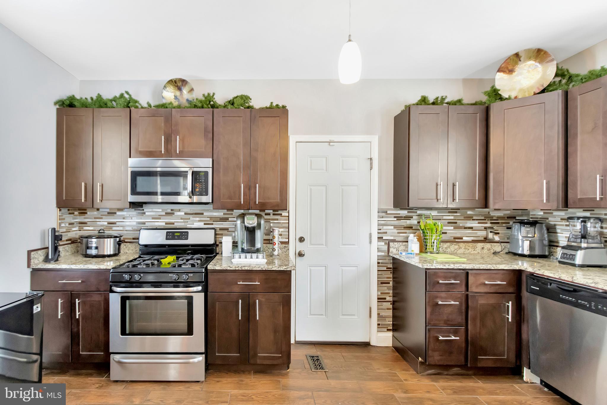 RADNOR WINSTON - Residential