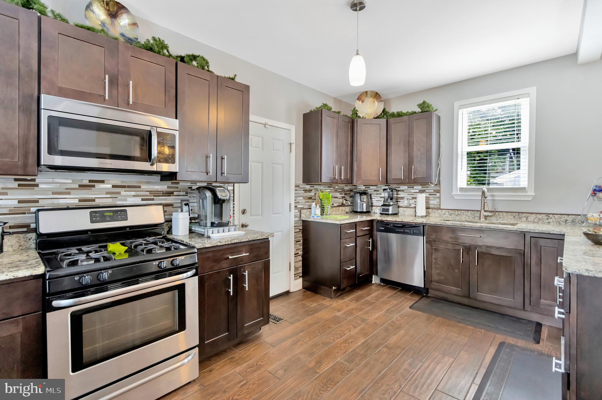 RADNOR WINSTON - Residential