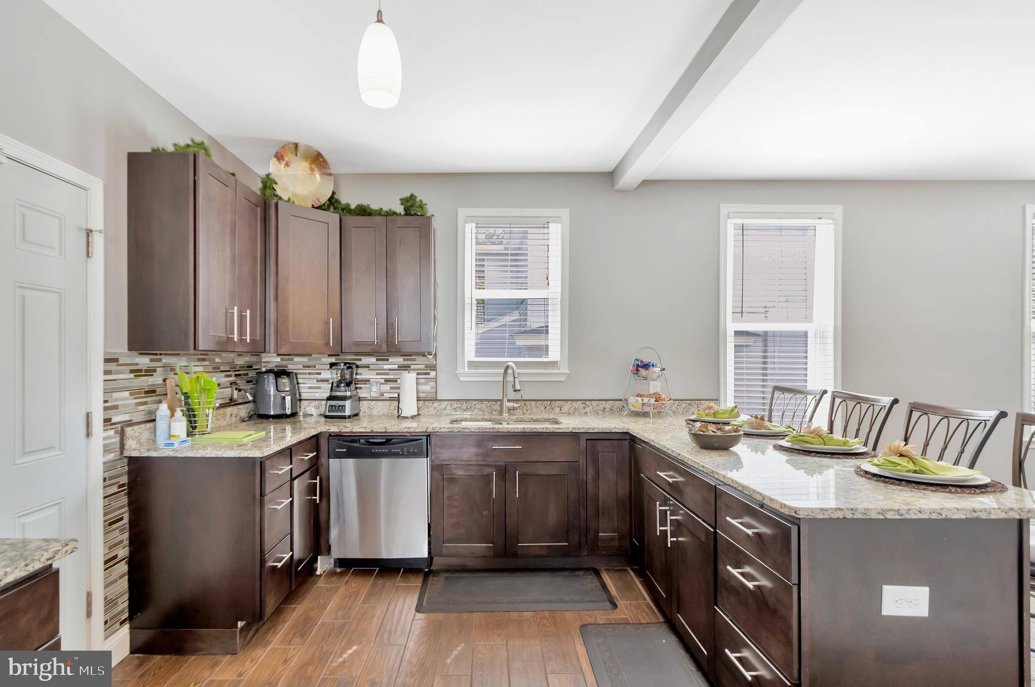 RADNOR WINSTON - Residential