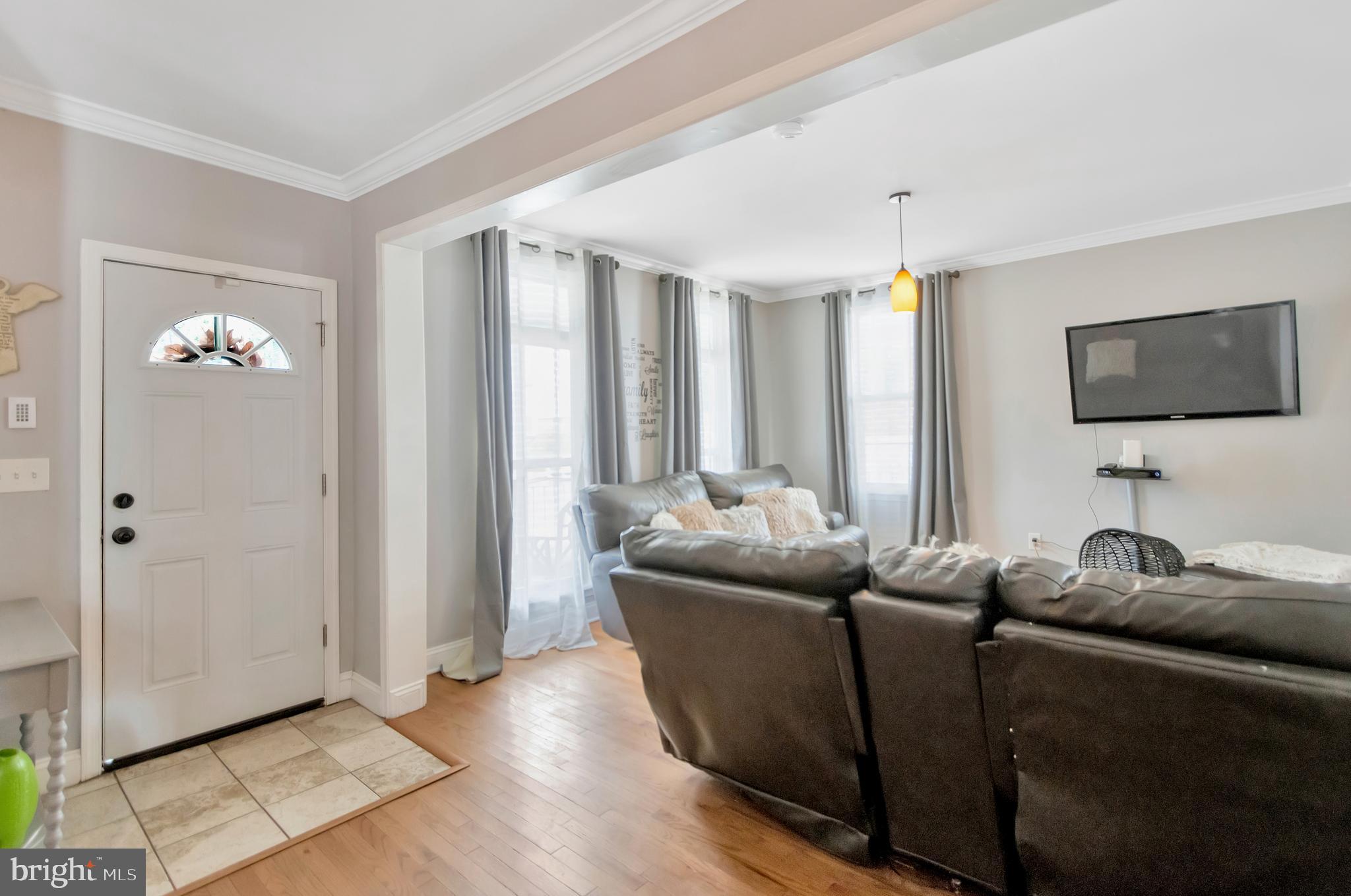 RADNOR WINSTON - Residential