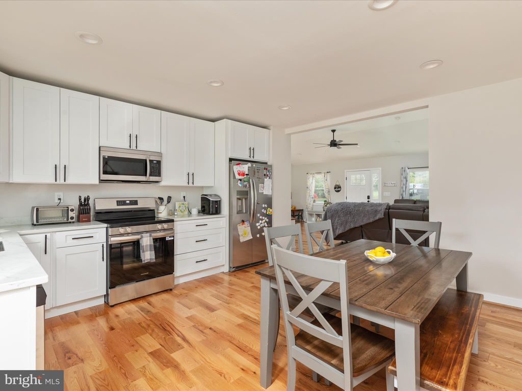 Photo of 790 Mcdonald Road, WINCHESTER, VA 22602 (MLS # VAFV2037150)