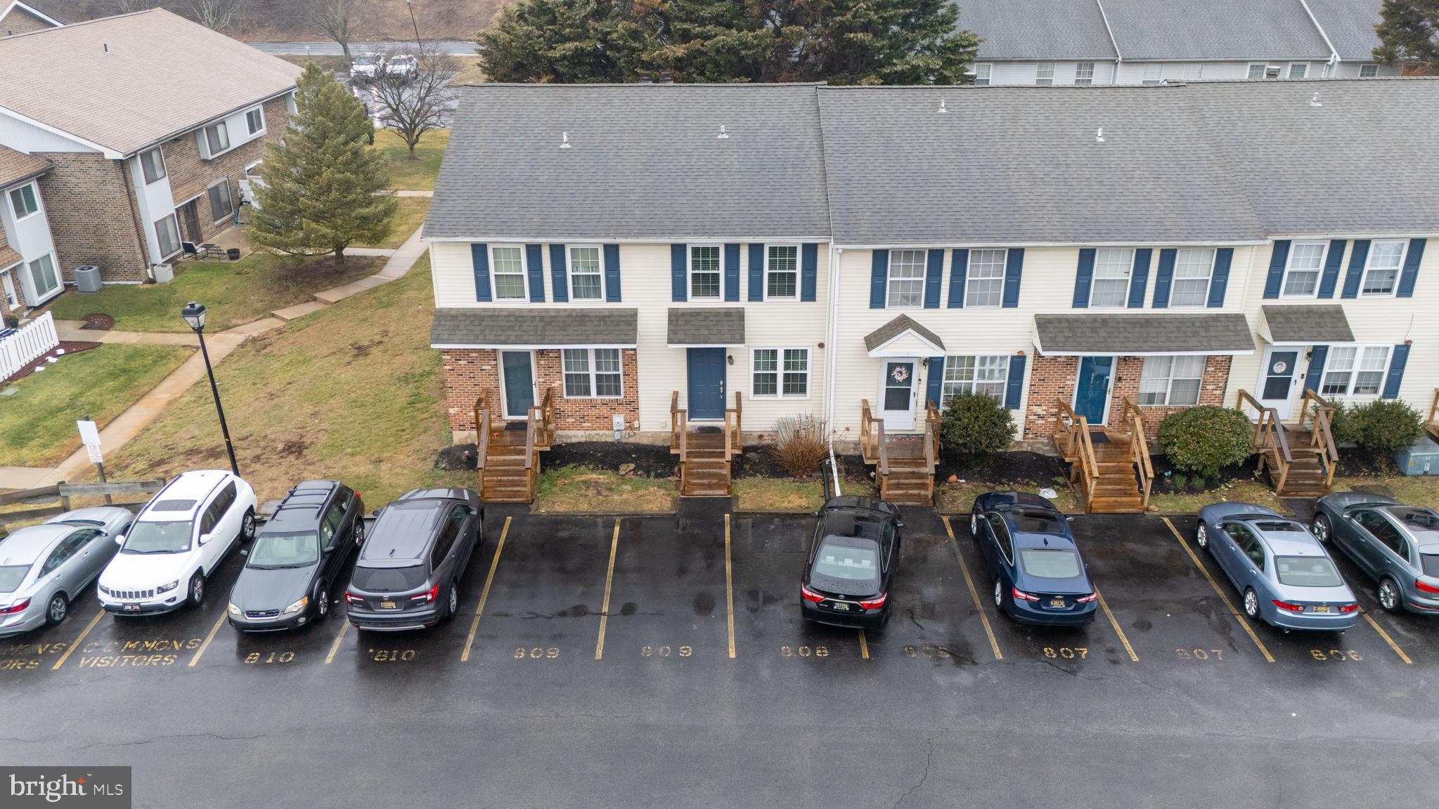 809 COBBLE CREEK CURVE 809