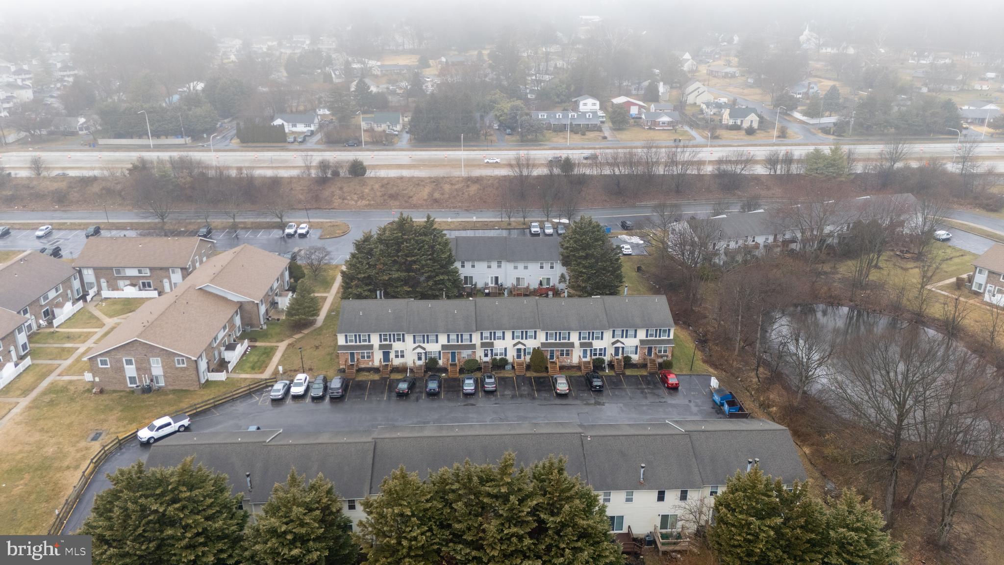 STONES THROW - Residential