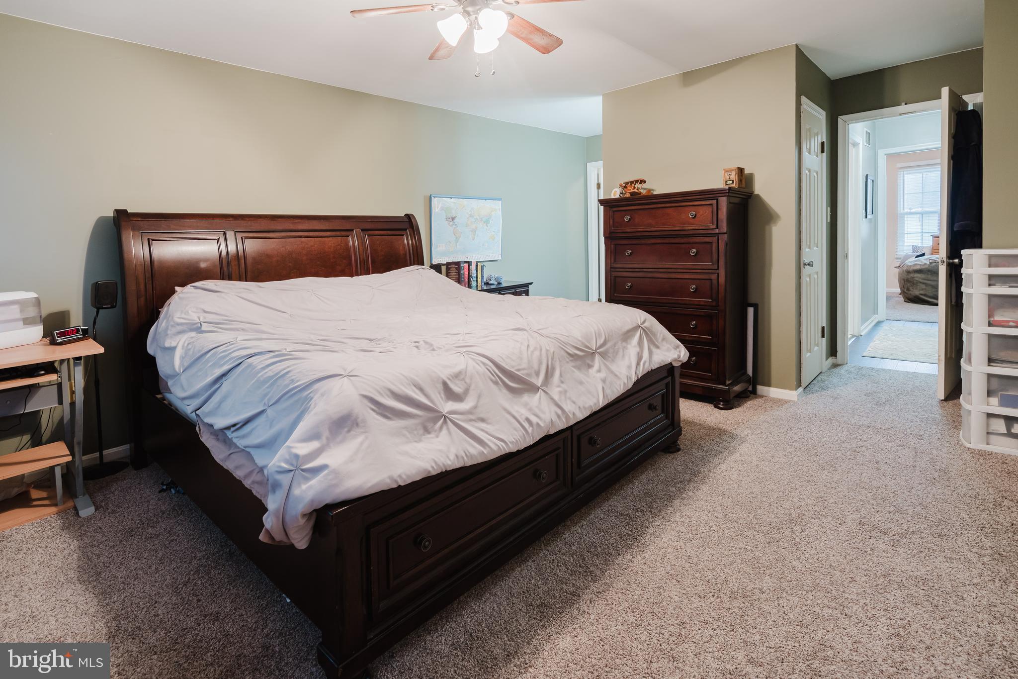 STONES THROW - Residential