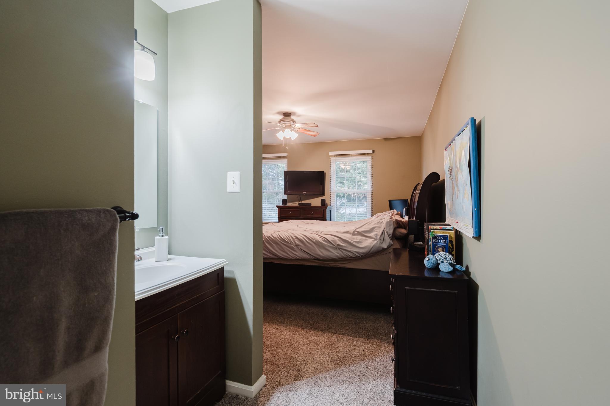 STONES THROW - Residential