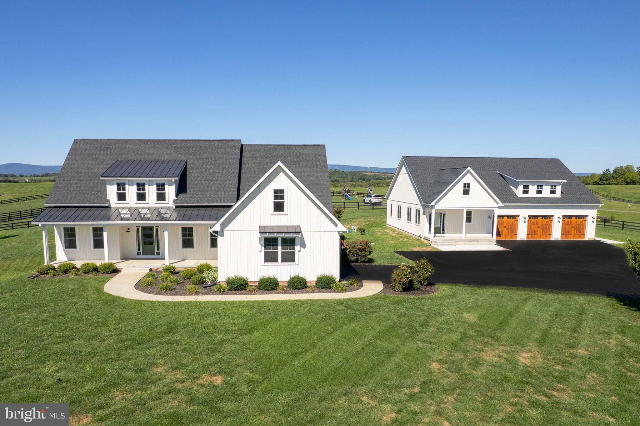 111 POMME CIRCLE