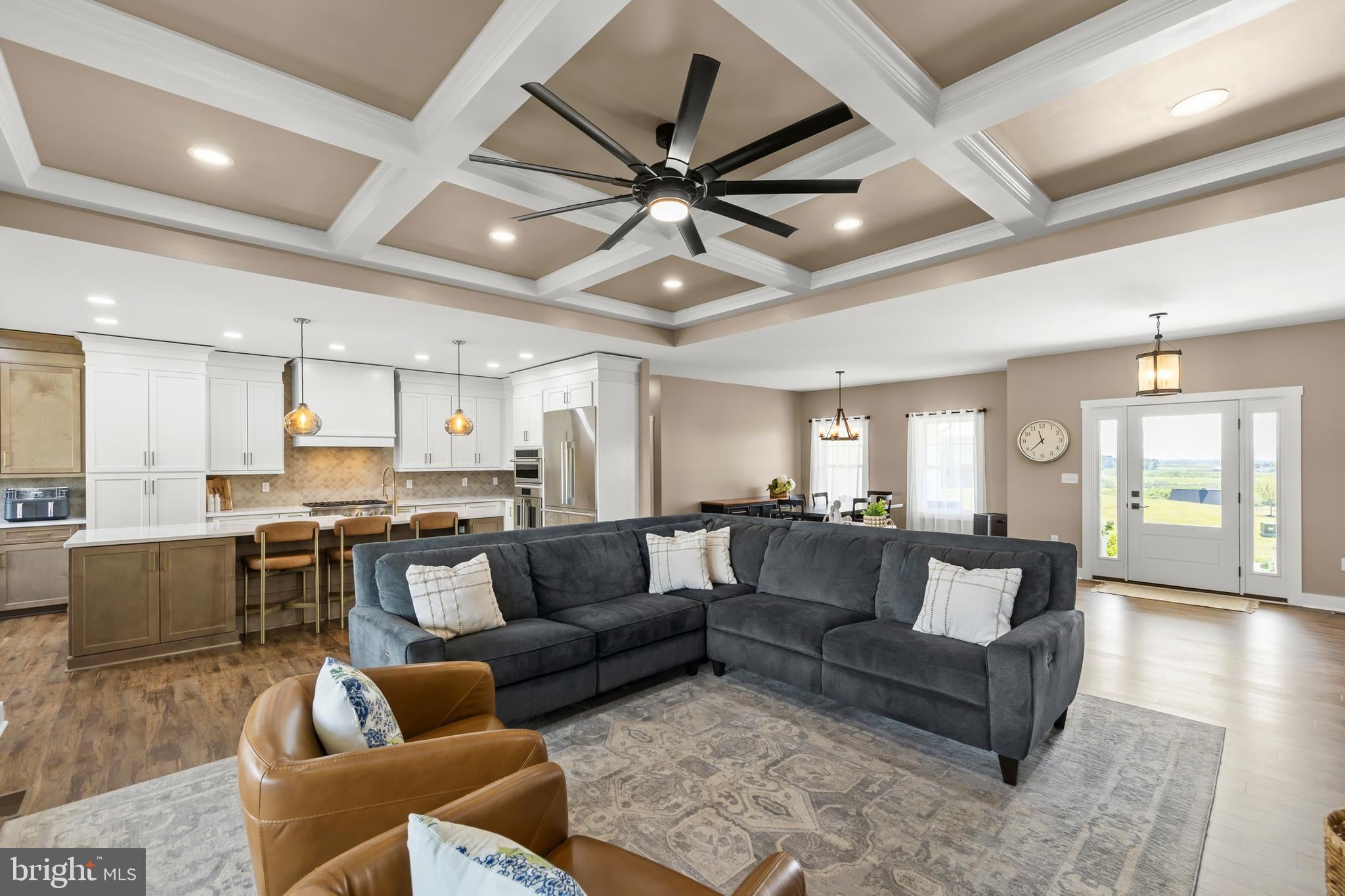 111 POMME CIRCLE