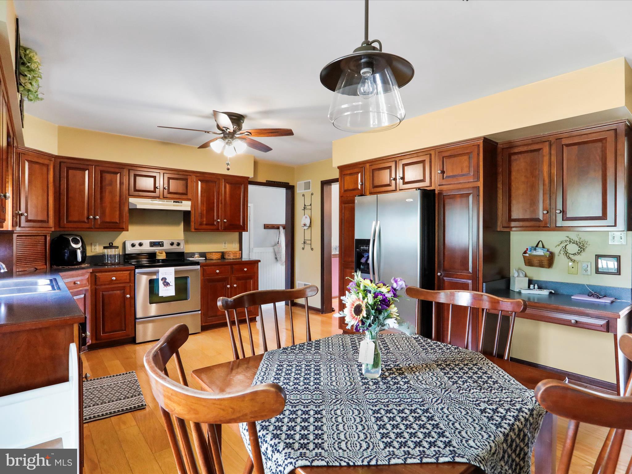 WAYNE HEIGHTS - Residential