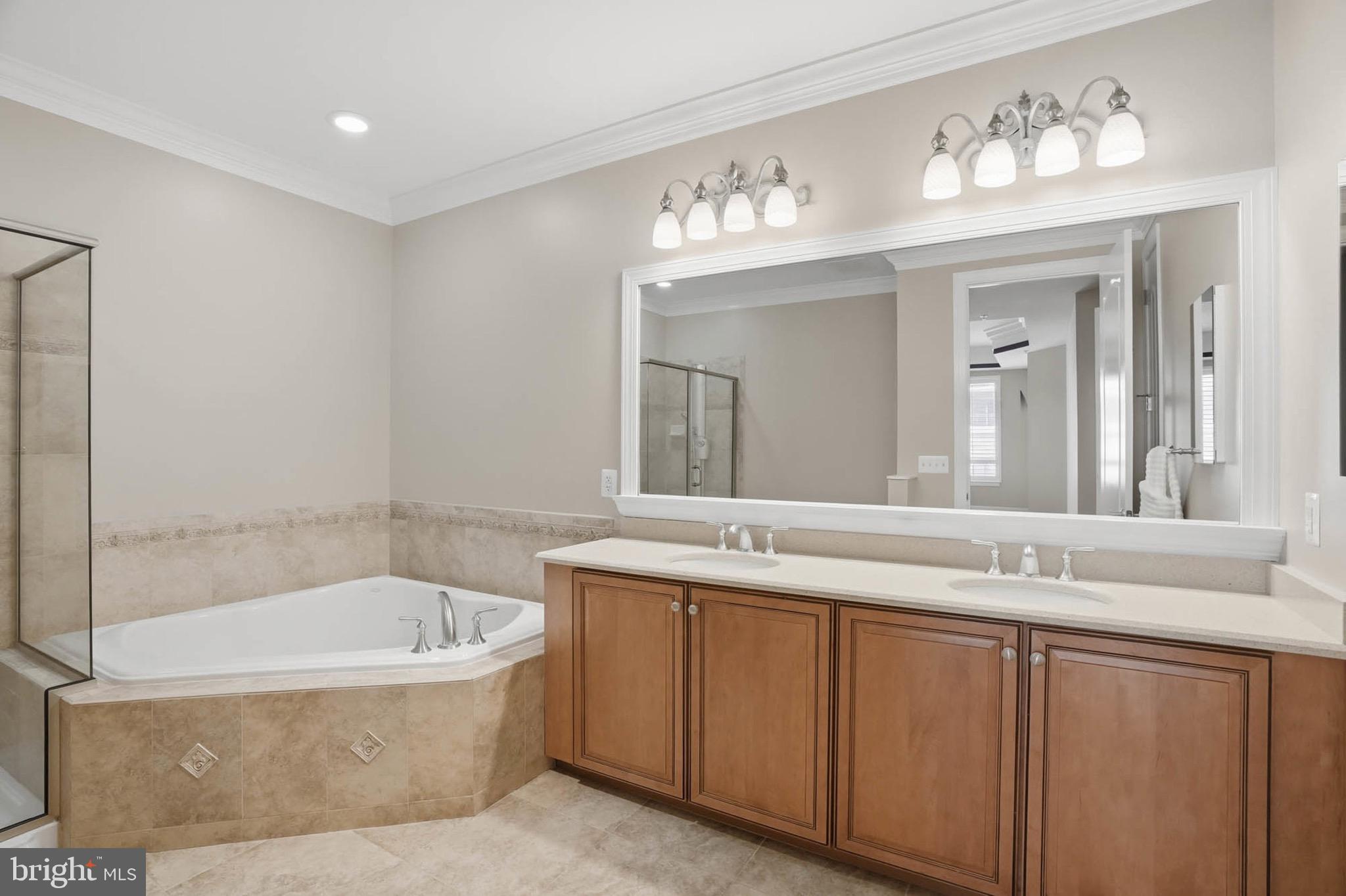 GRANDVIEW AT ANNAPOLIS TOWNE CENTRE - Residential