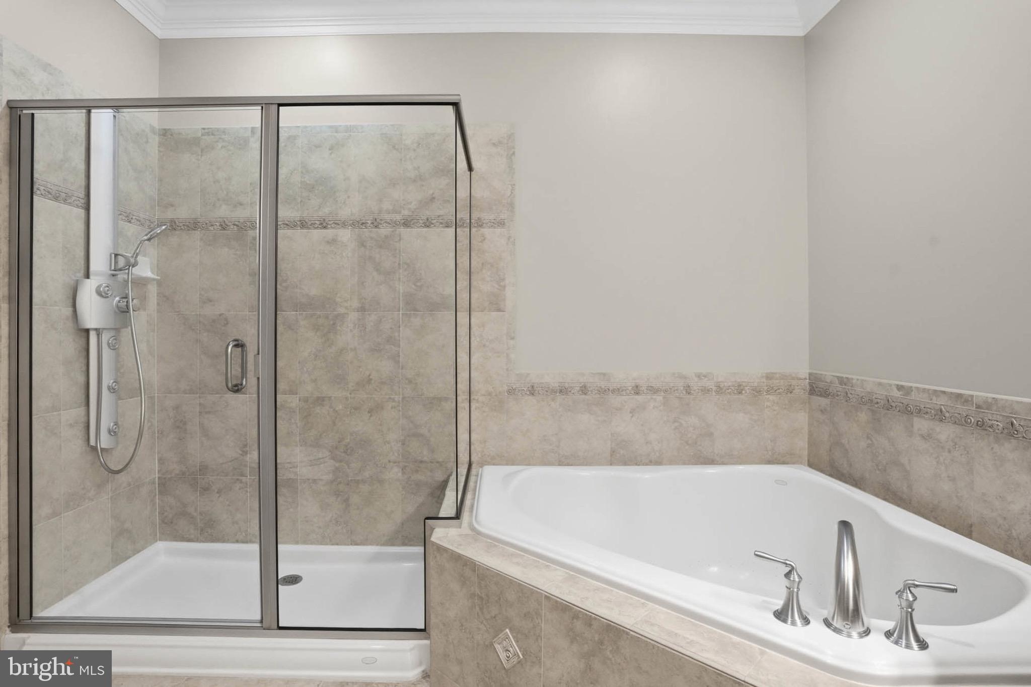 GRANDVIEW AT ANNAPOLIS TOWNE CENTRE - Residential