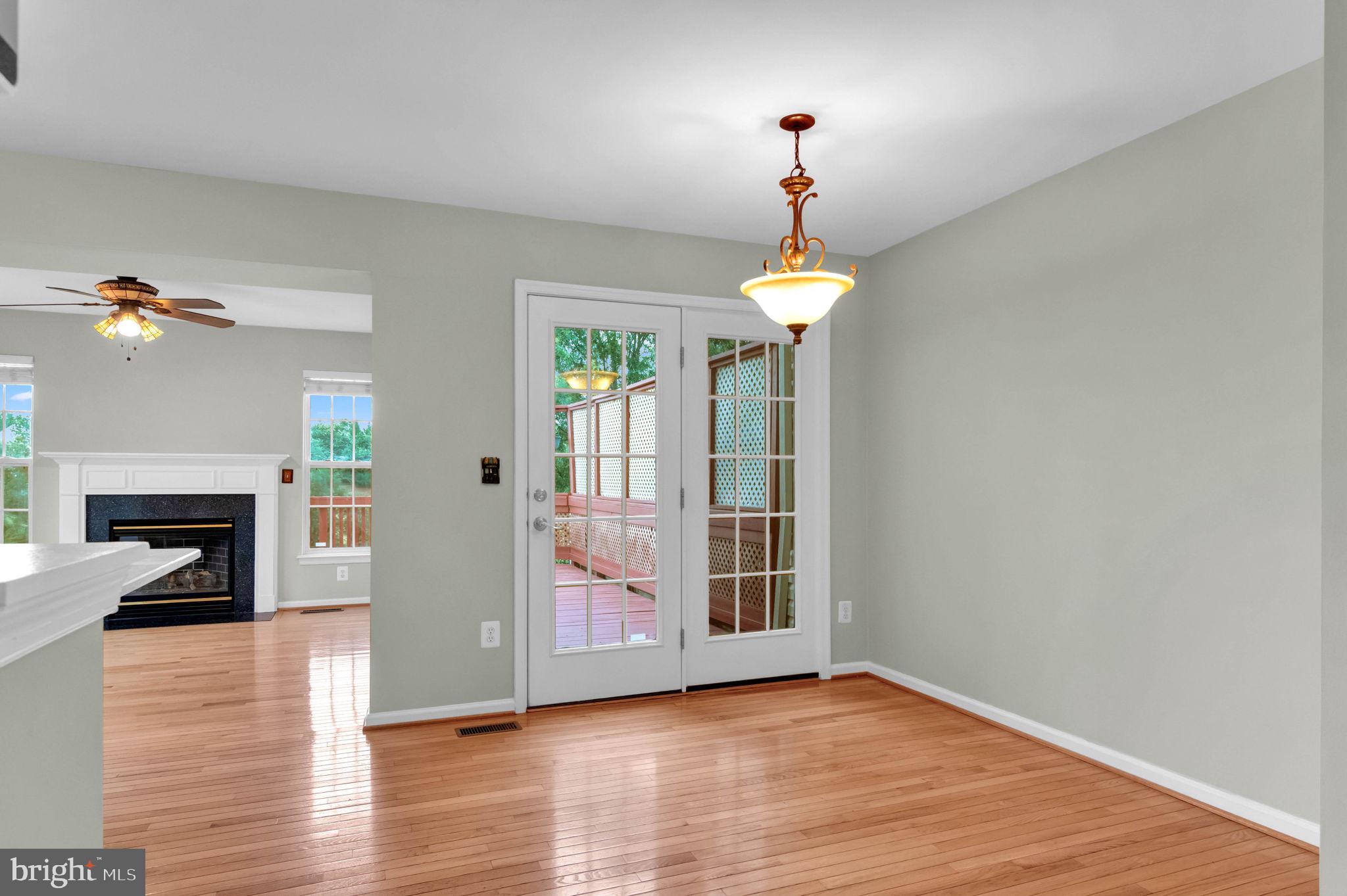 STRATFORD - Residential