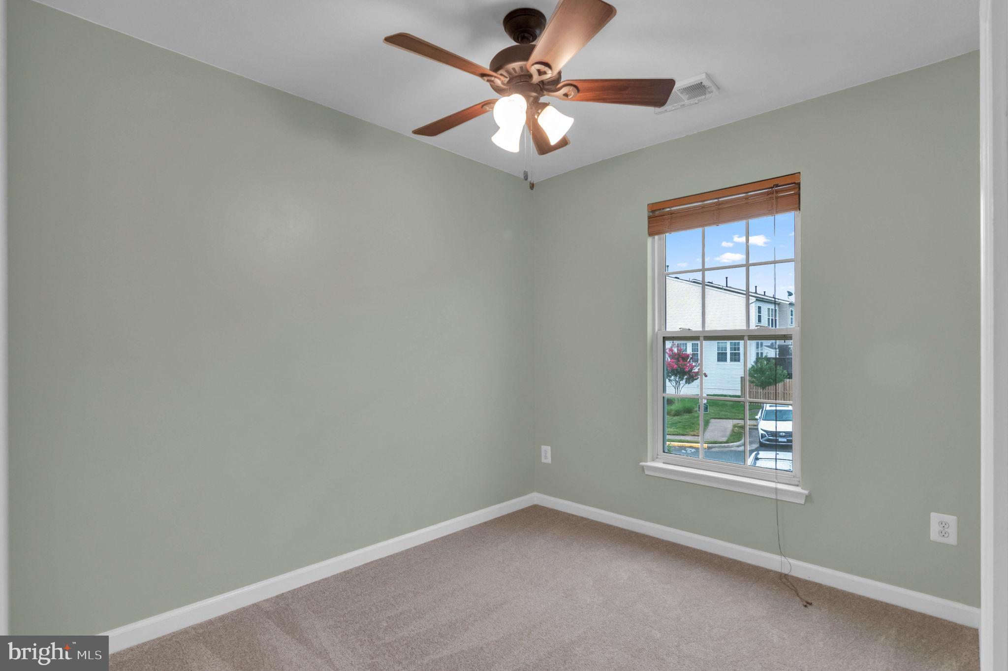 STRATFORD - Residential