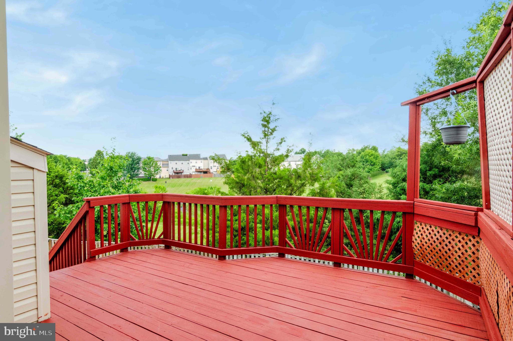 STRATFORD - Residential