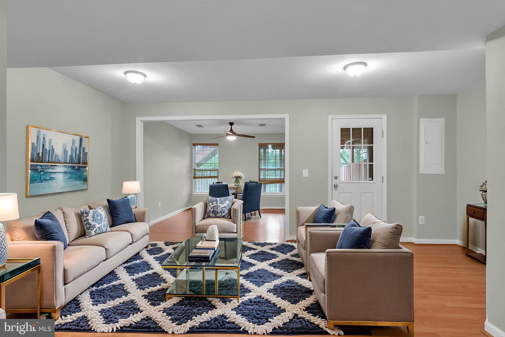 STRATFORD - Residential