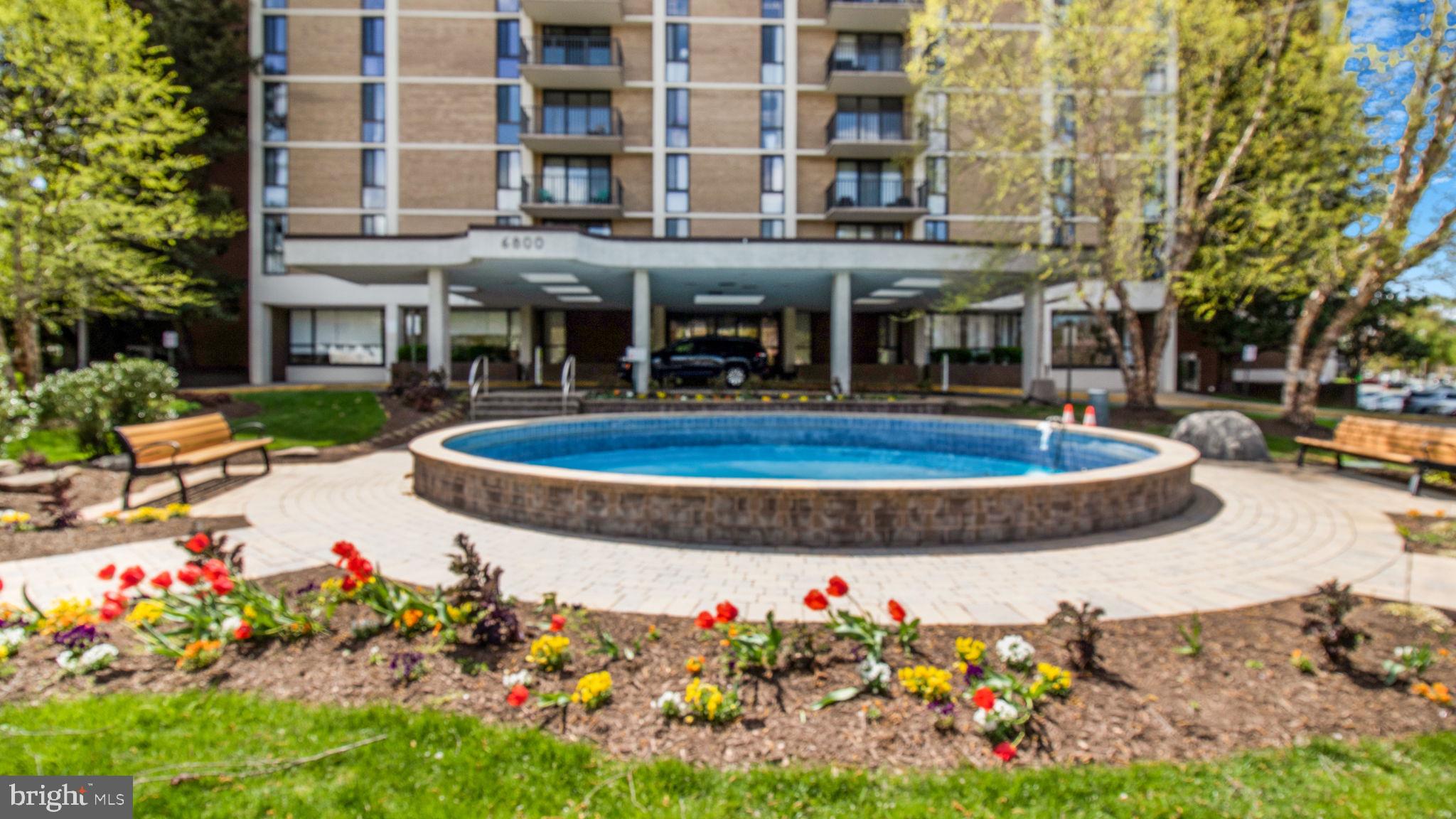 MCLEAN HOUSE NORTH - Residential