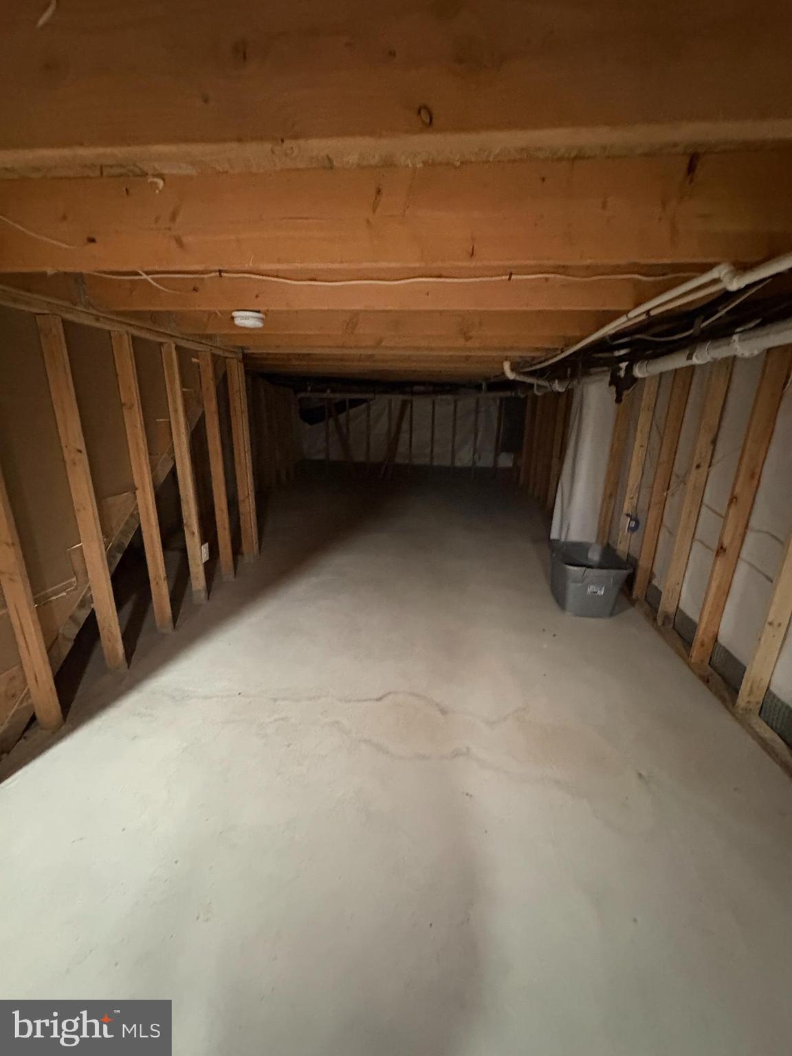 BROADWAY EAST - Residential Lease