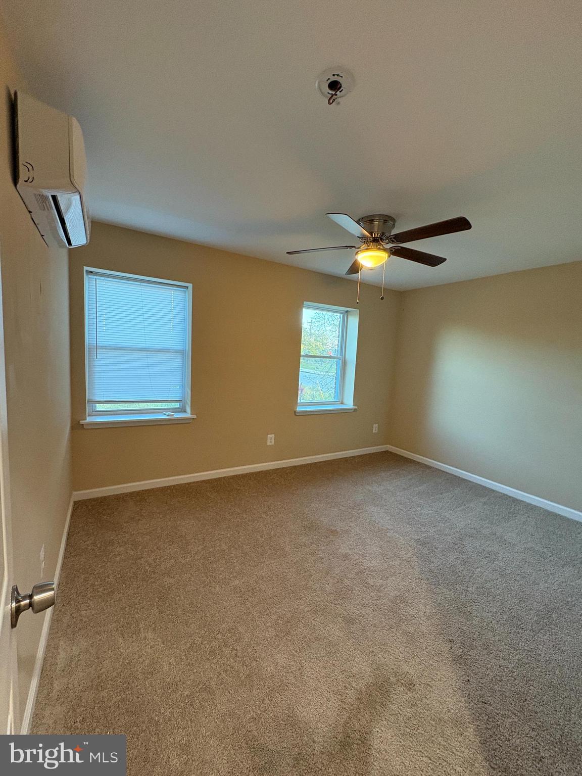 BROADWAY EAST - Residential Lease