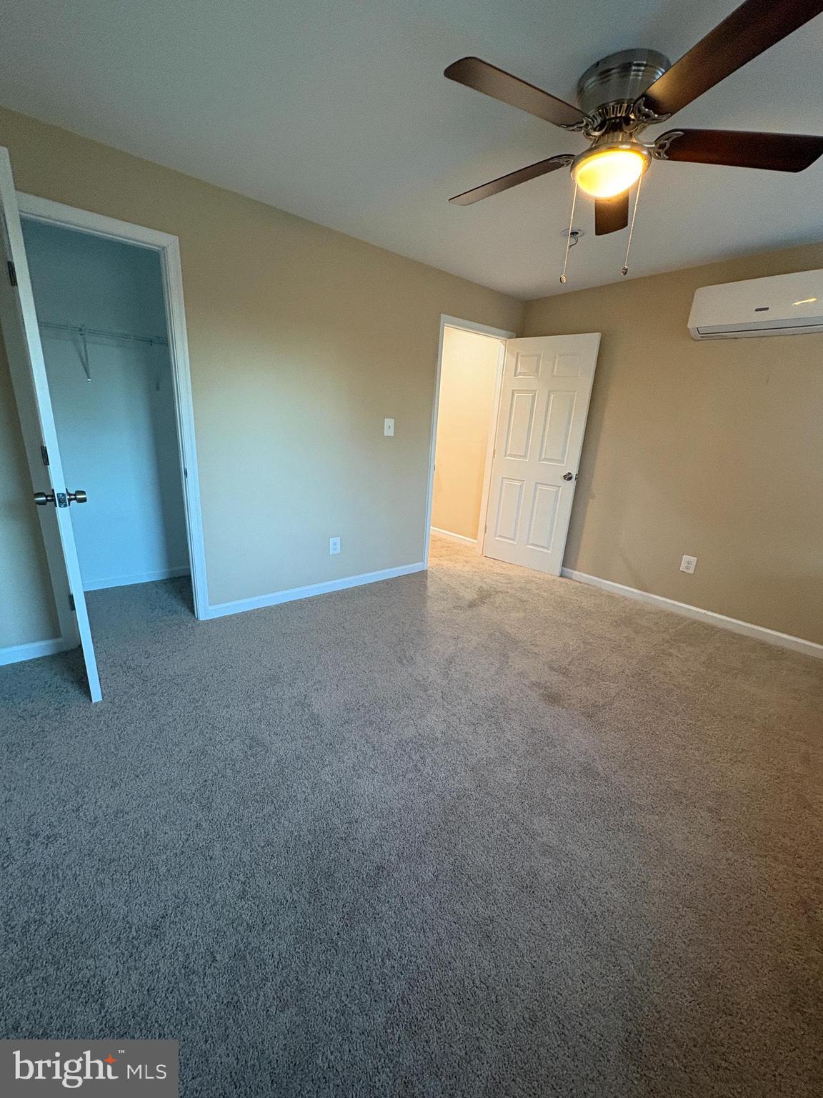 BROADWAY EAST - Residential Lease