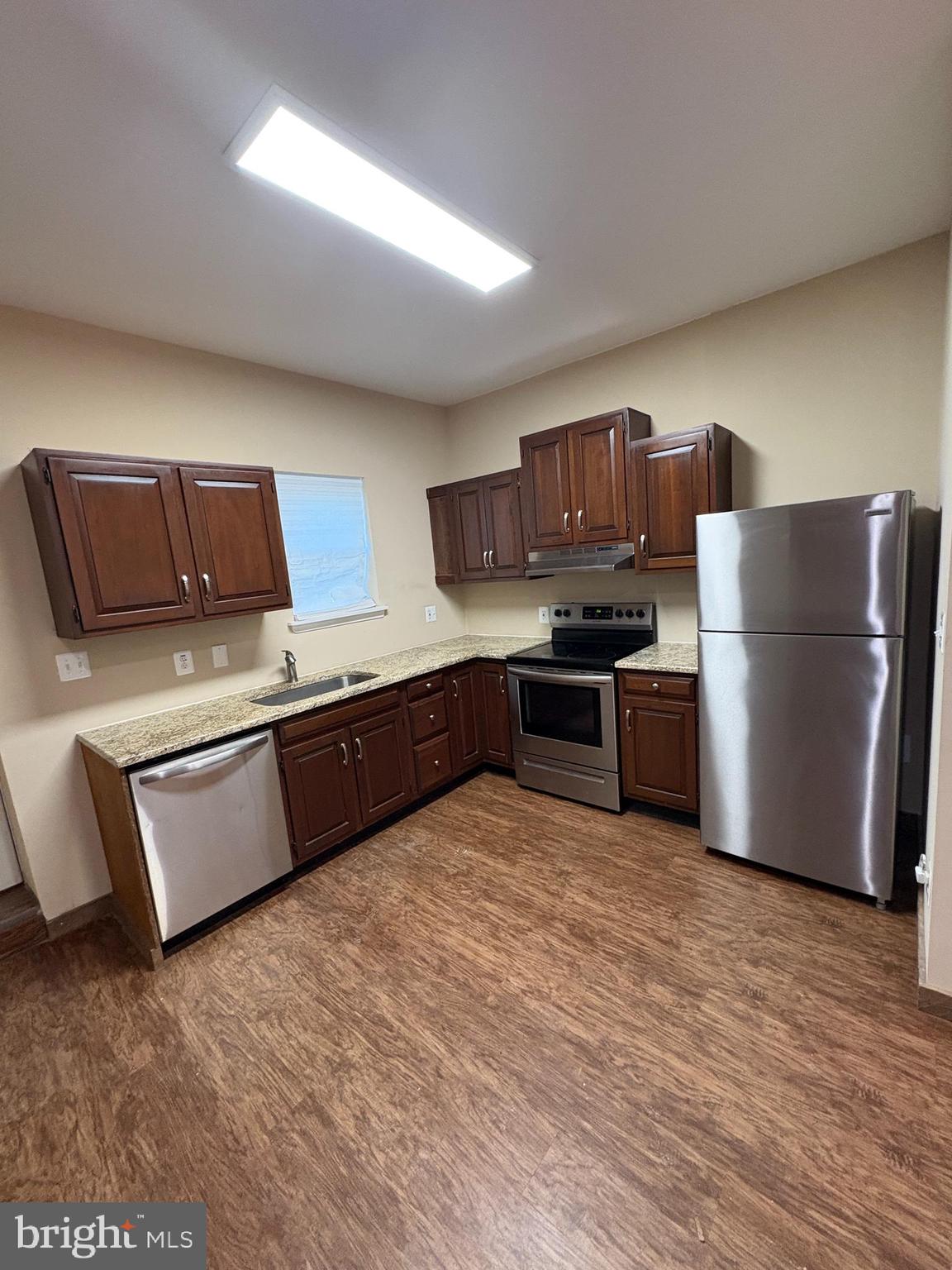 BROADWAY EAST - Residential Lease