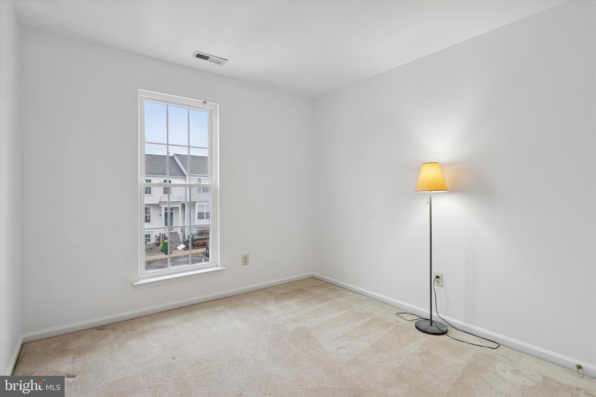 BROOKFIELD - Residential