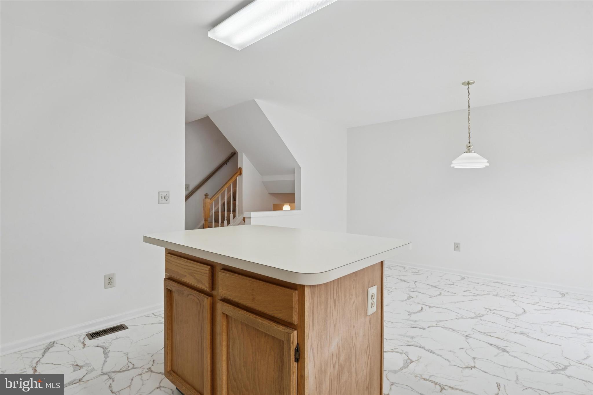 BROOKFIELD - Residential