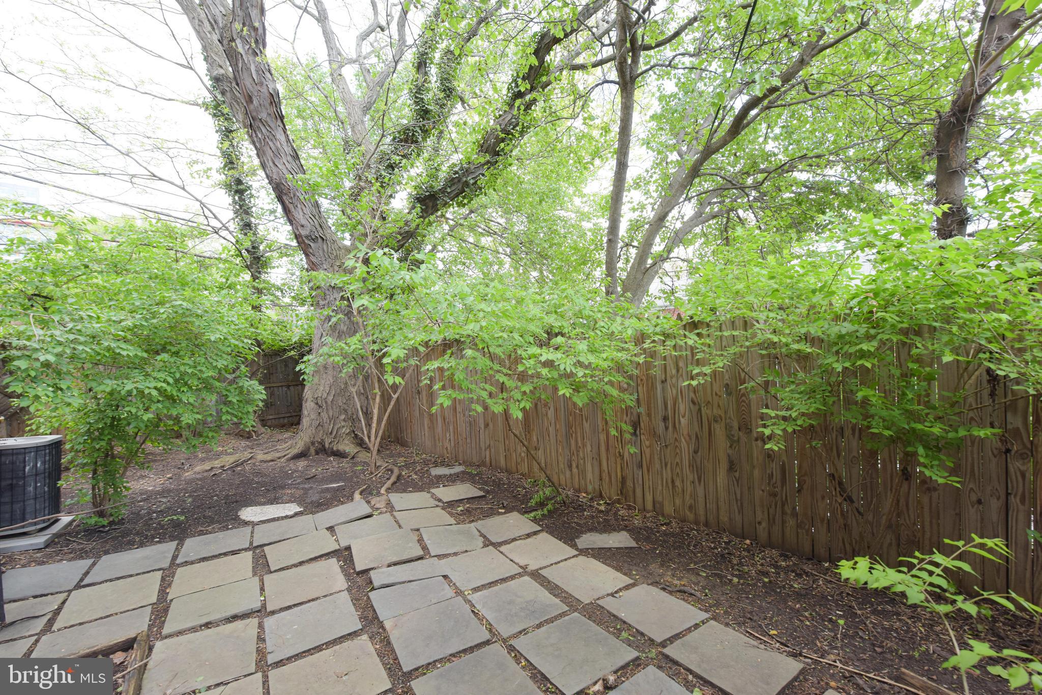 WARWICK VILLAGE - Residential