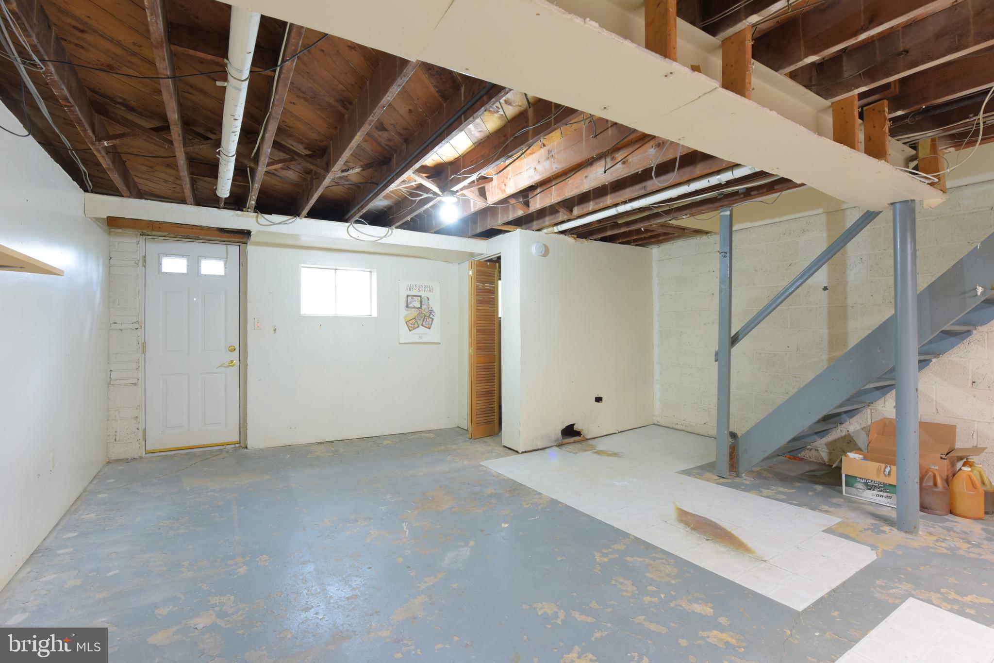 WARWICK VILLAGE - Residential