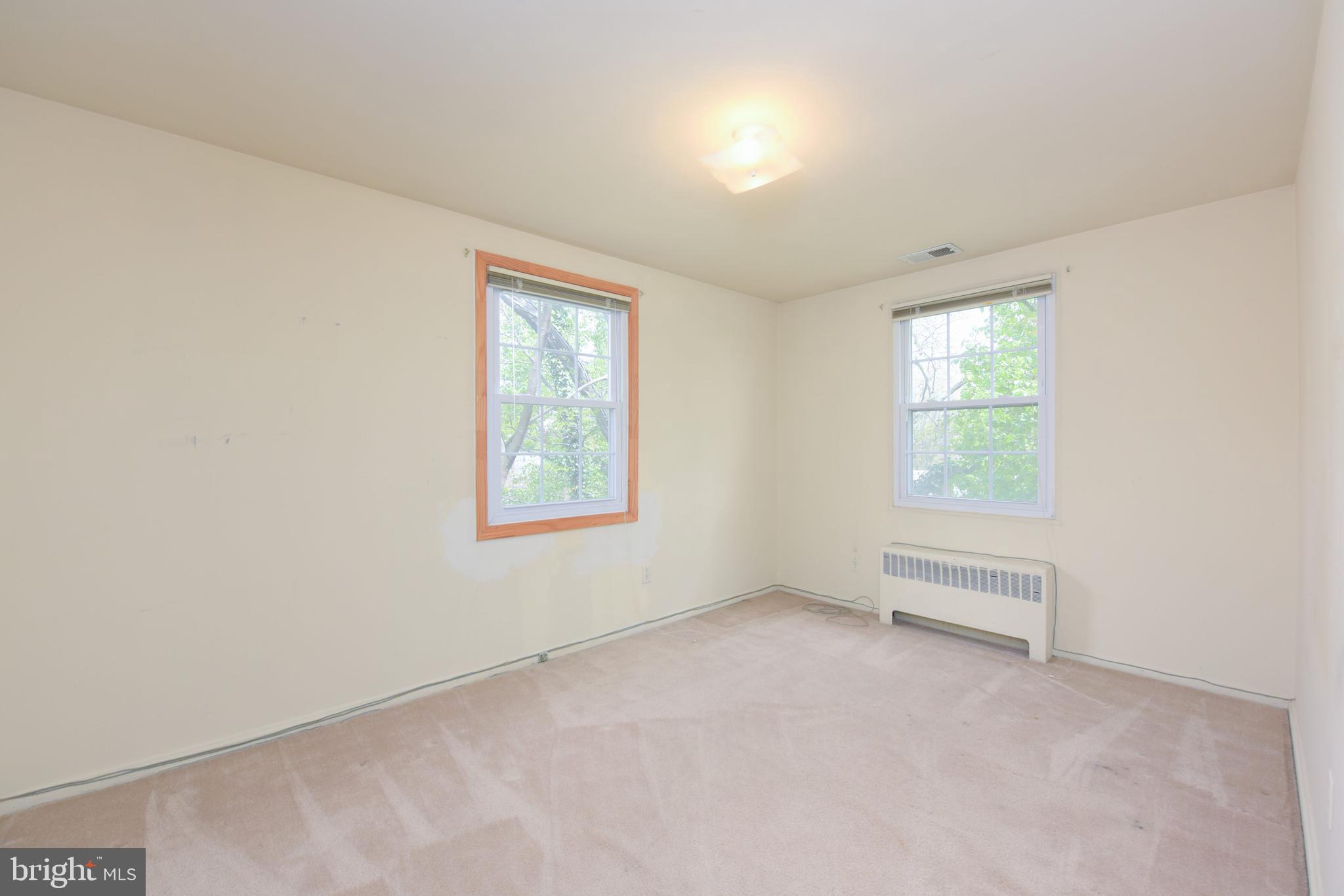 WARWICK VILLAGE - Residential